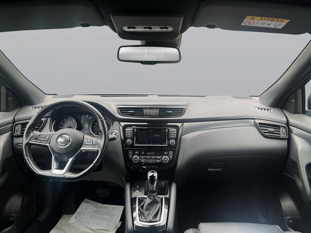 Nissan Qashqai 1.3 DIG-T N-Tec - Samsaru's Car Outlet