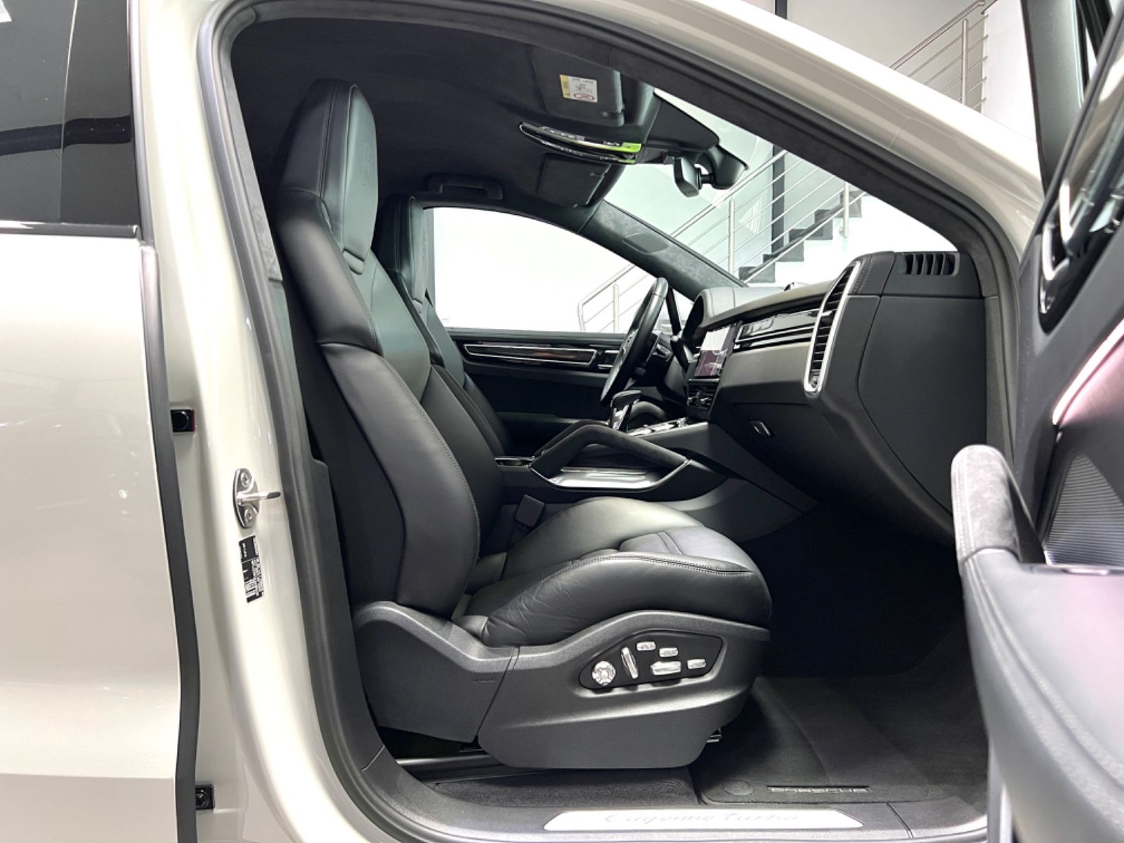 Porsche CAYENNE COUPE TURBO LEICHTBAU PCCB BURMESTER 22"