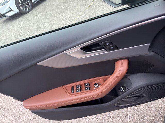 Audi A4 Avant 45 TFSI quattro S line MATRIX*OPTIK*B&O