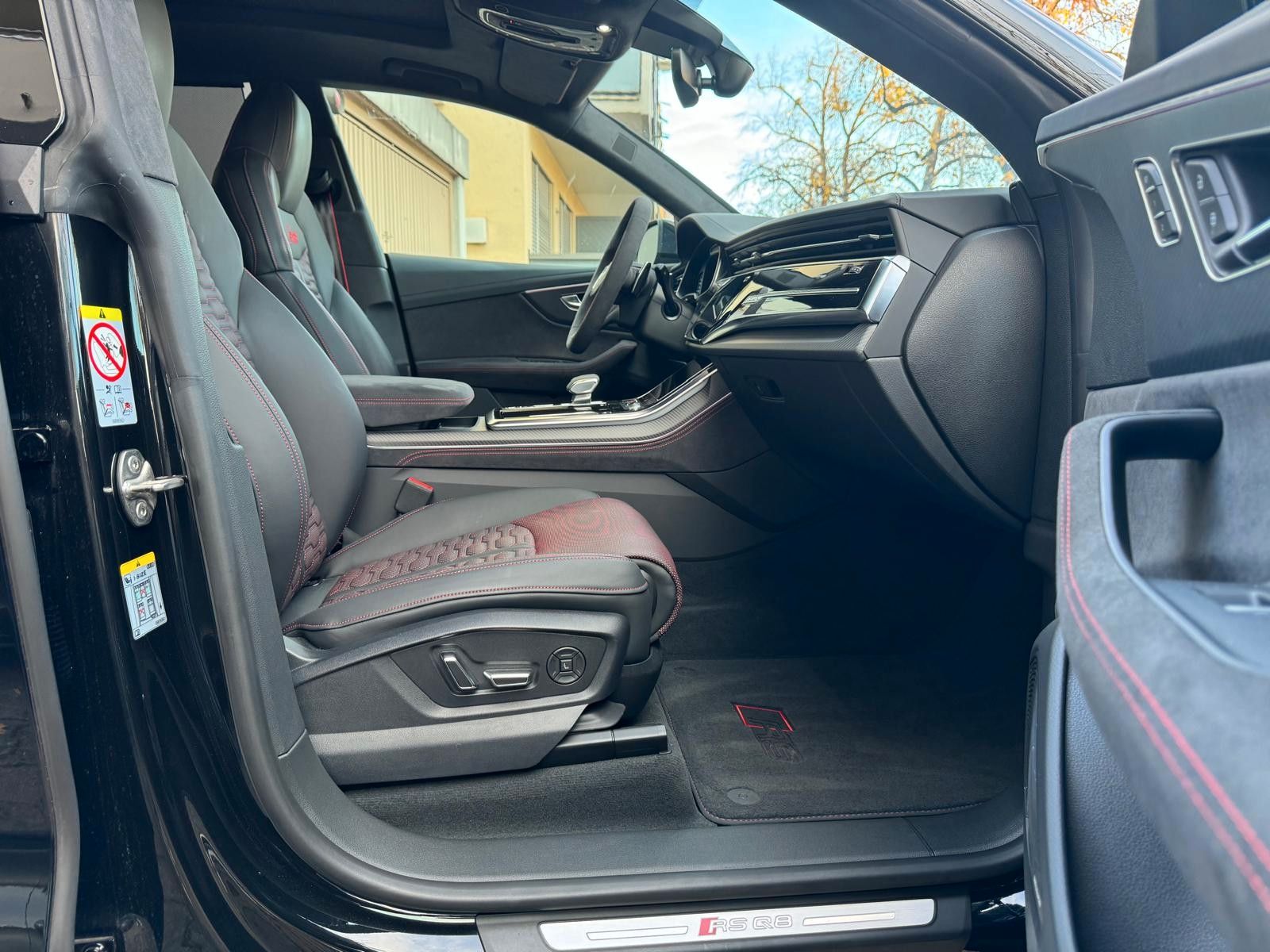 Audi RS Q8 PERFORMANCE/305/B&O/Keramik/MATRIX