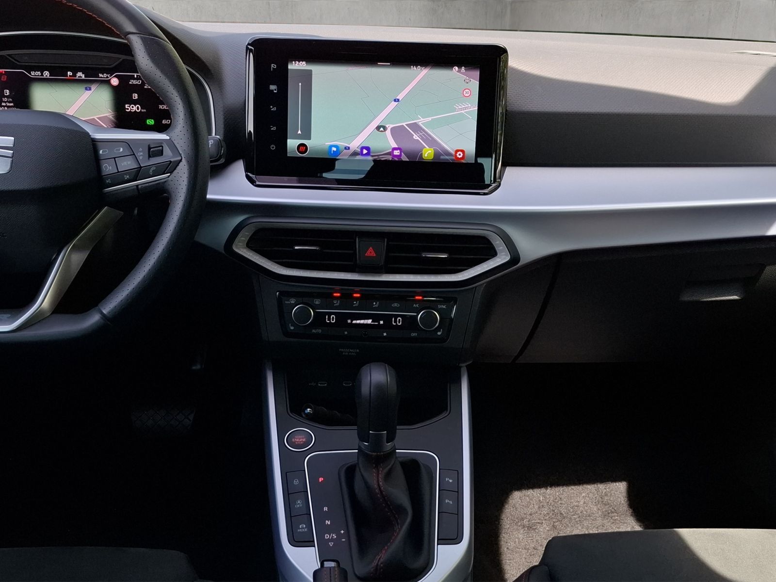 Seat Arona 1.5 TSI FR Sitzheizung, Navi, Ganzjahresre