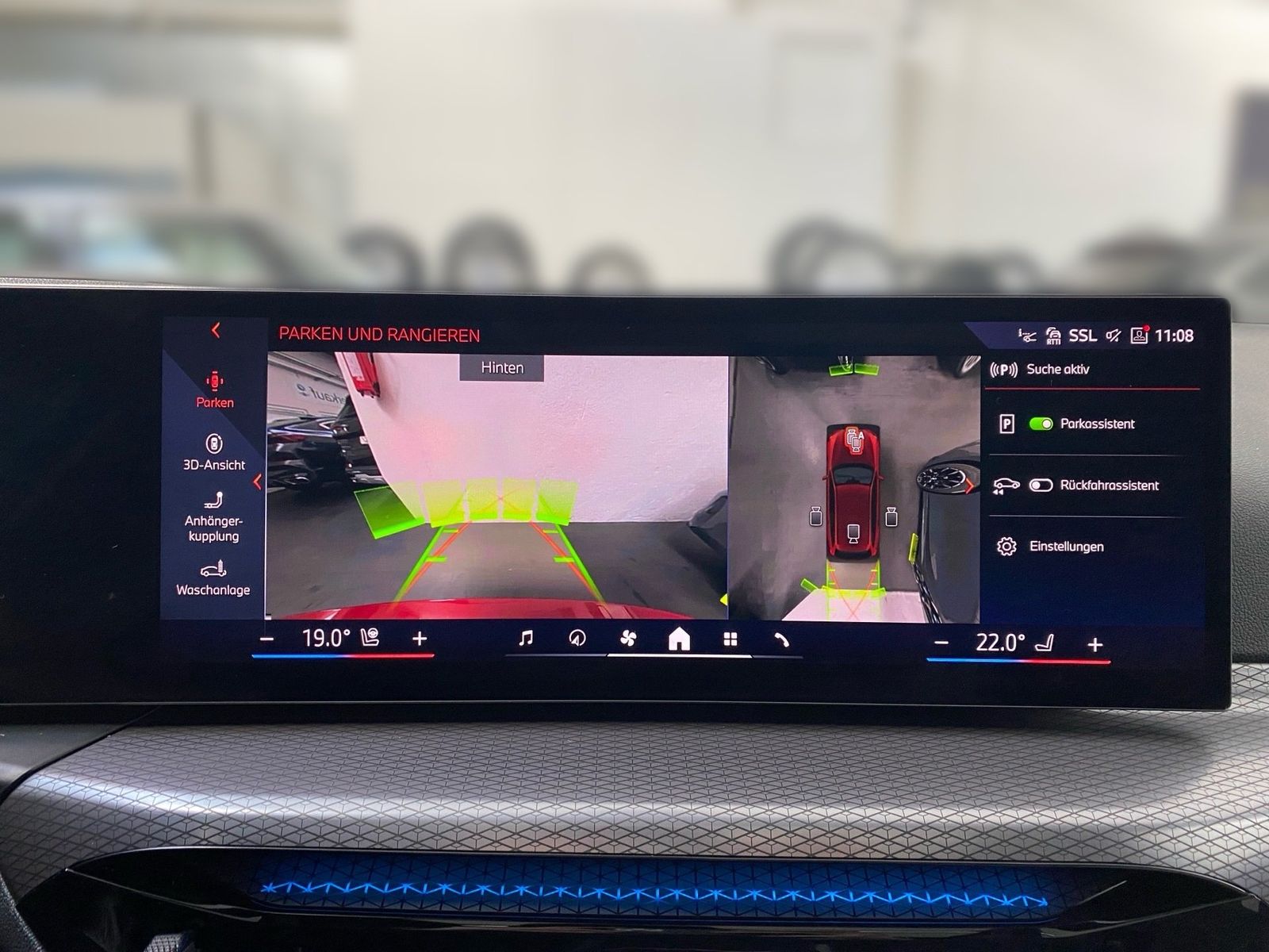 BMW 330e xDrive Touring M Sport HUD DA Pro Pano AHK