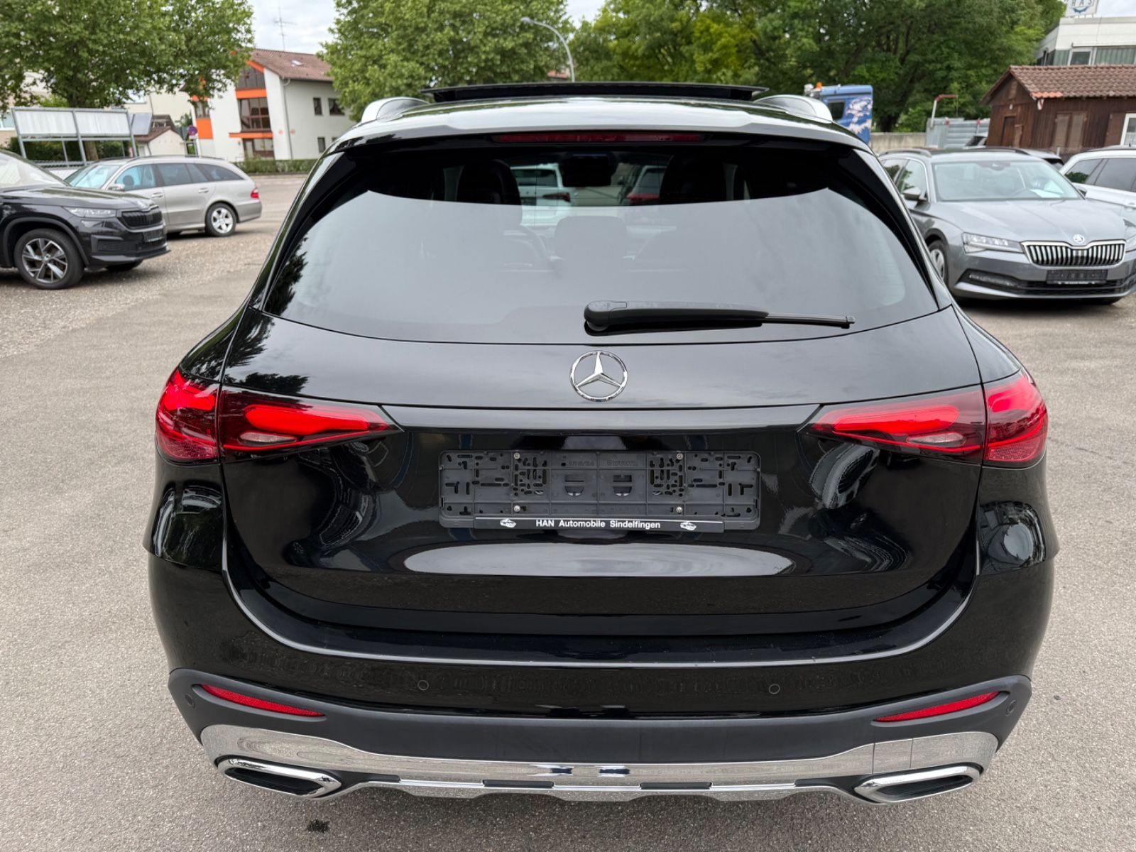 Mercedes-Benz GLC 220 d 4Matic*AMG-Line+Pano+AHK++Head-up*