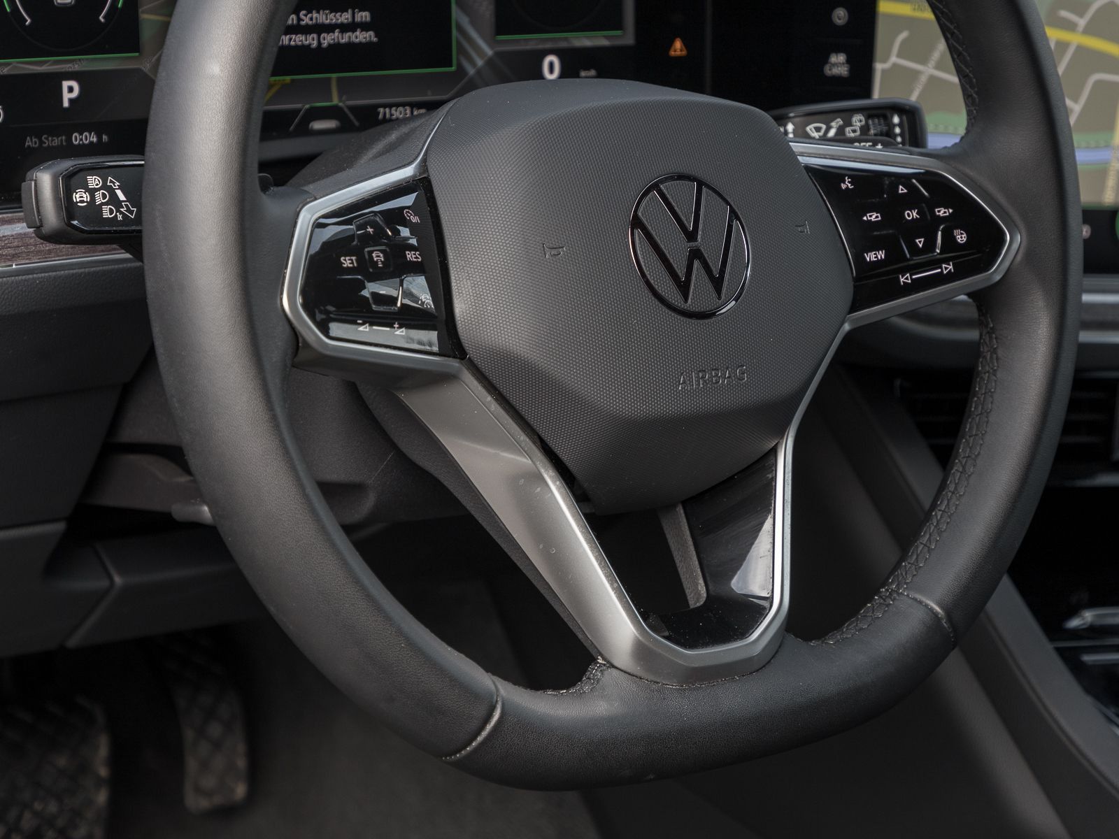 Volkswagen Touareg 3.0 TDI 4M ELEGANCE - Samsaru's Car Outlet