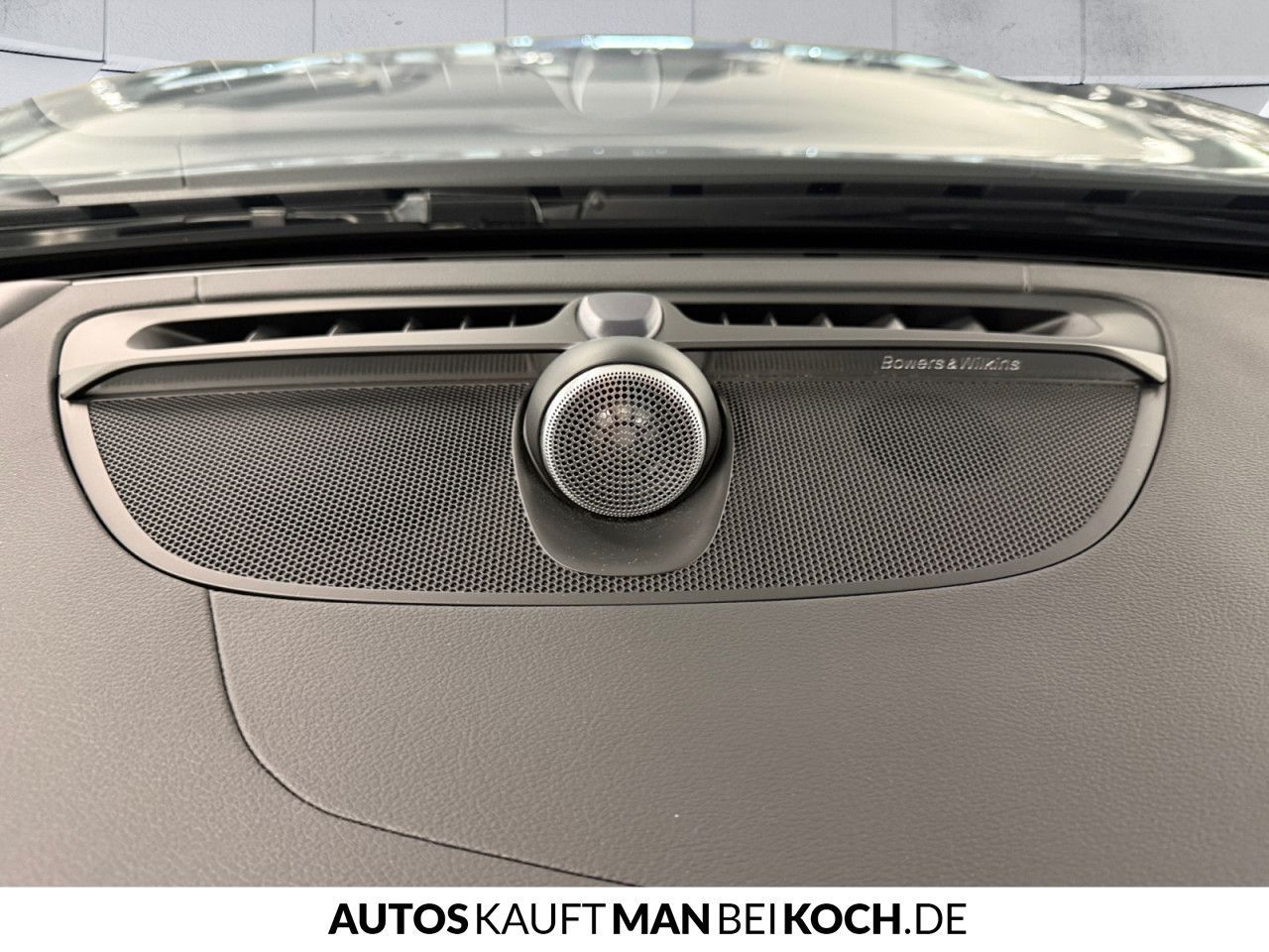 Volvo S60 B5 AWD Ultimate Dark STHz PANO HUD 360 ALARM