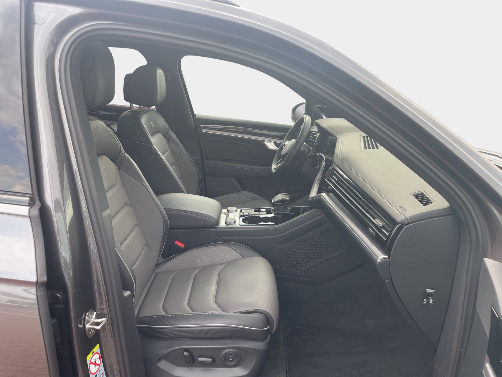 Volkswagen Touareg 3.0 TDI 4M R-Line Black Style  HeadUp Pa