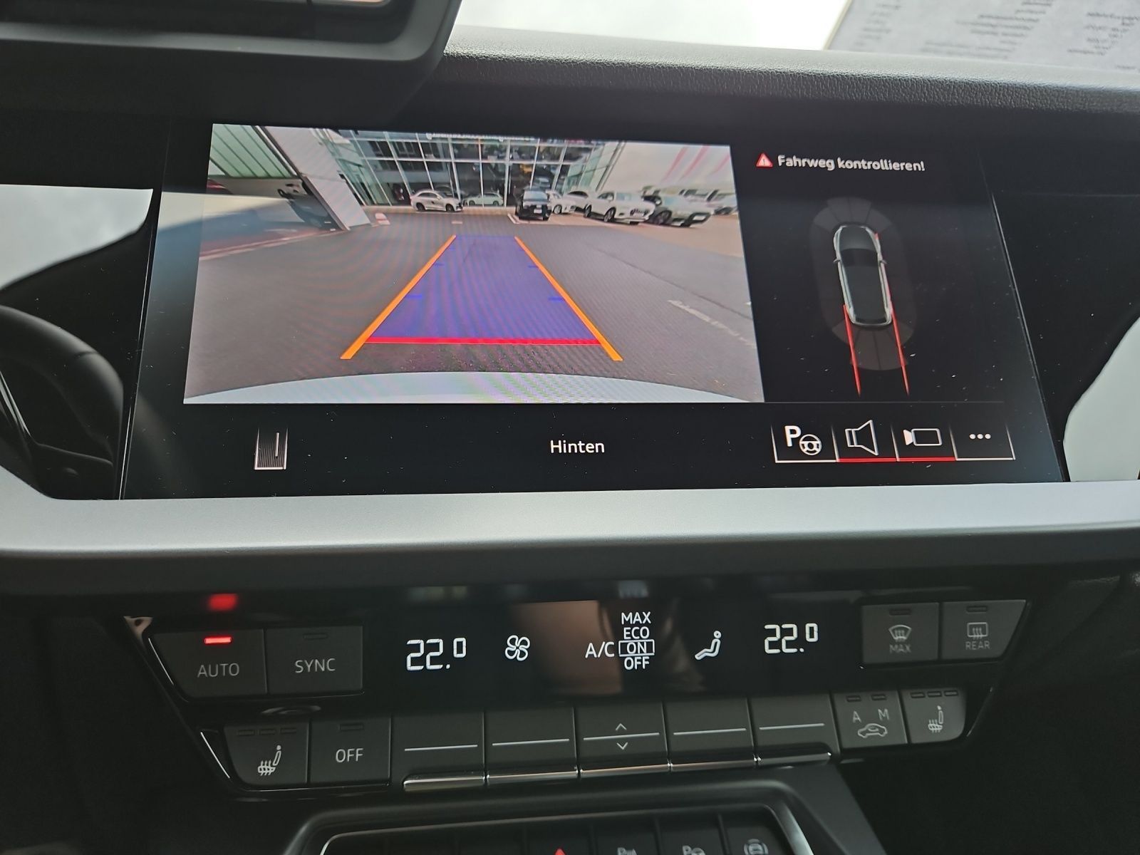 Audi A3 Sportback 30 TFSI Advanced - Samsaru's Car Outlet