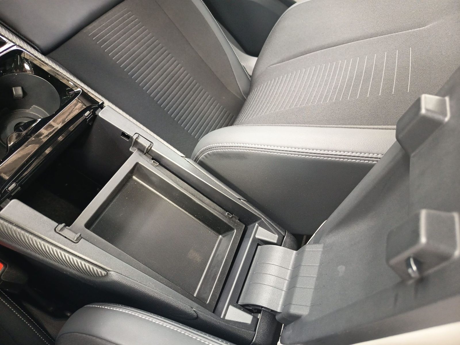 Ford Explorer Dual-Elektromotor Ext.Range AWD 79kWh