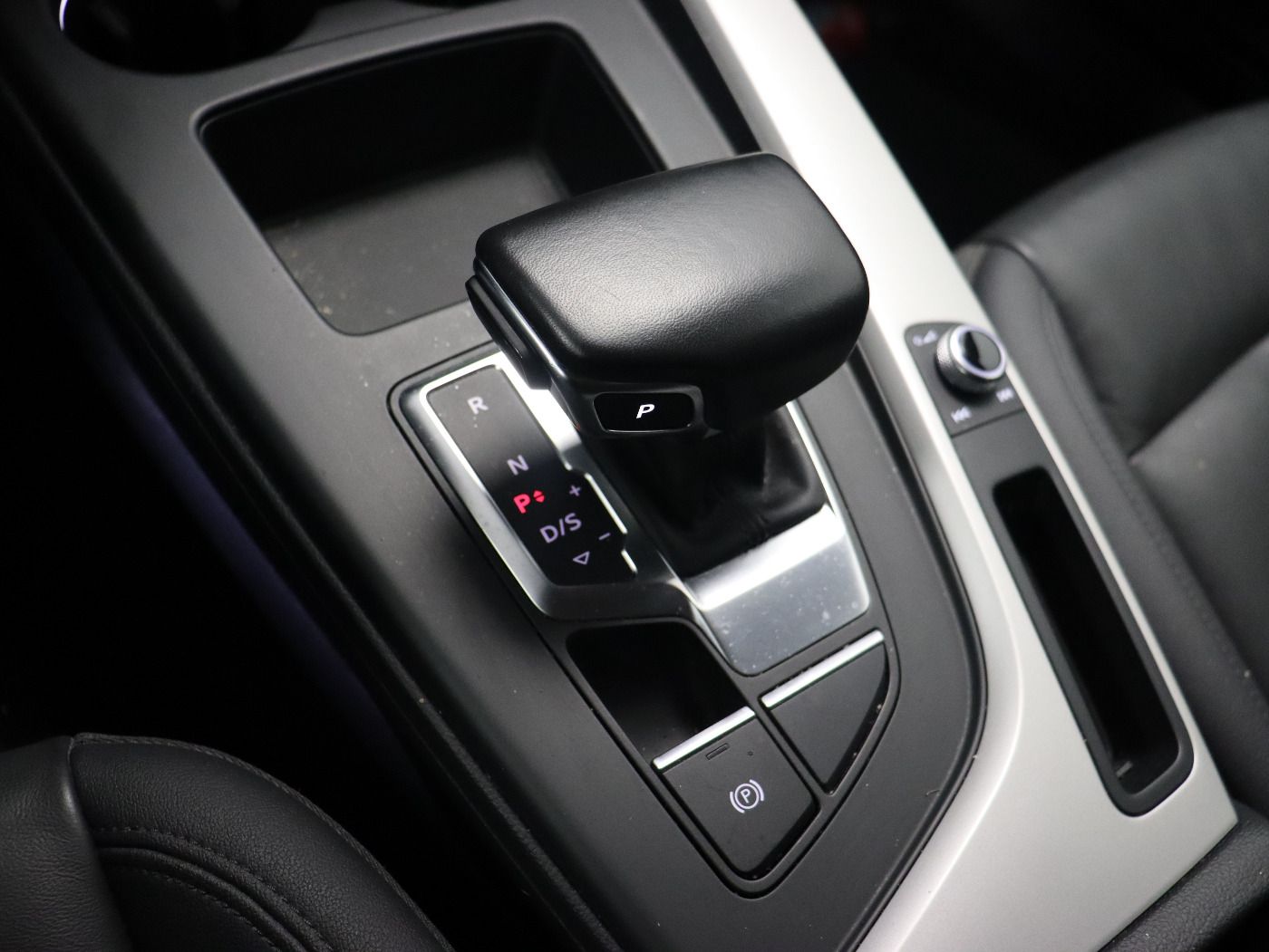 Audi A4 Avant 40 TDI quattro S tronic advanced - Samsaru's Car Outlet