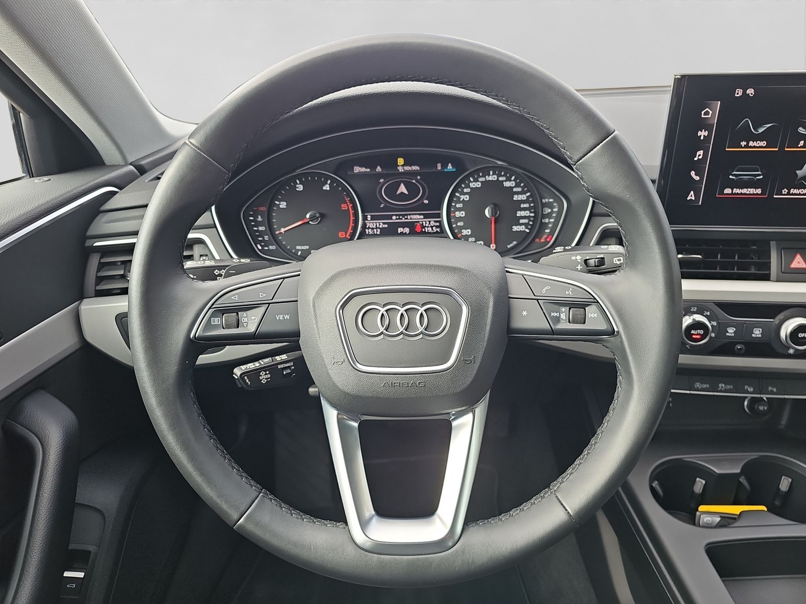 Audi A4 Avant 35 2.0 TDI - Samsaru's Car Outlet