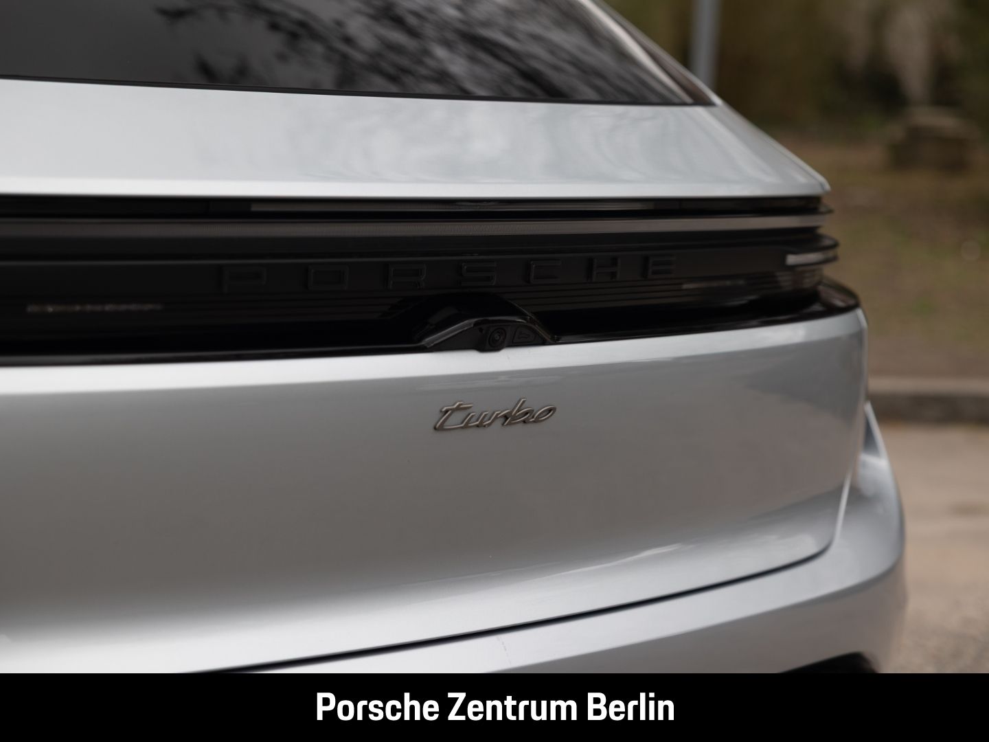 Porsche Macan Turbo HA-Lenkung Surround View 21-Zoll