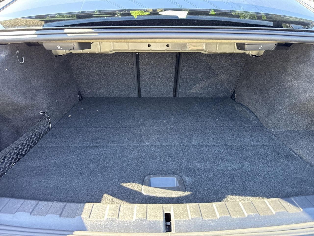 BMW 330e xDr M SPORT AHK,Stop+Go,LivePro,360°,AdLED
