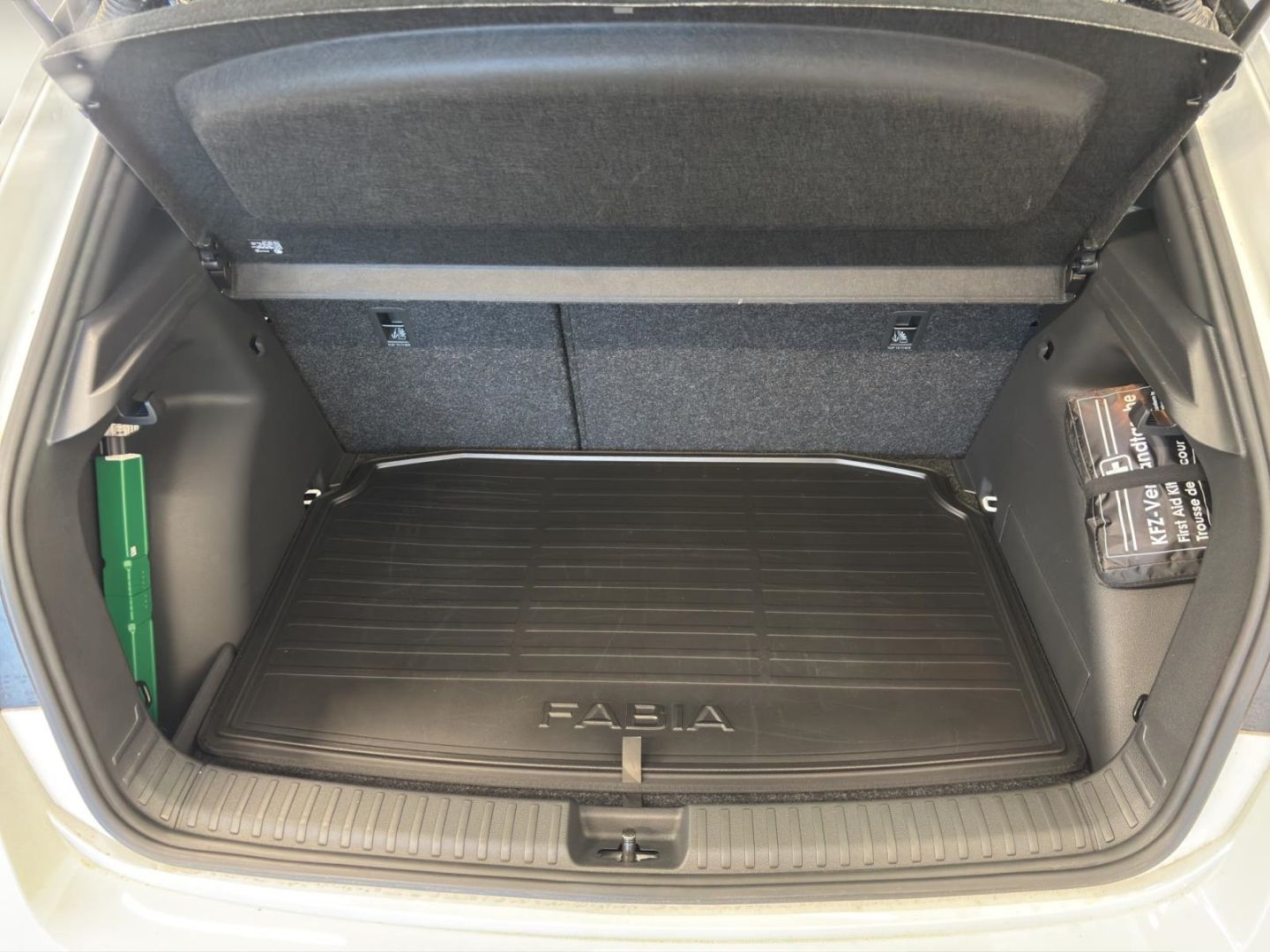Skoda Fabia 130 1,5 TSI*INFOTAINMENT*FAHRASSISTENZ PLU