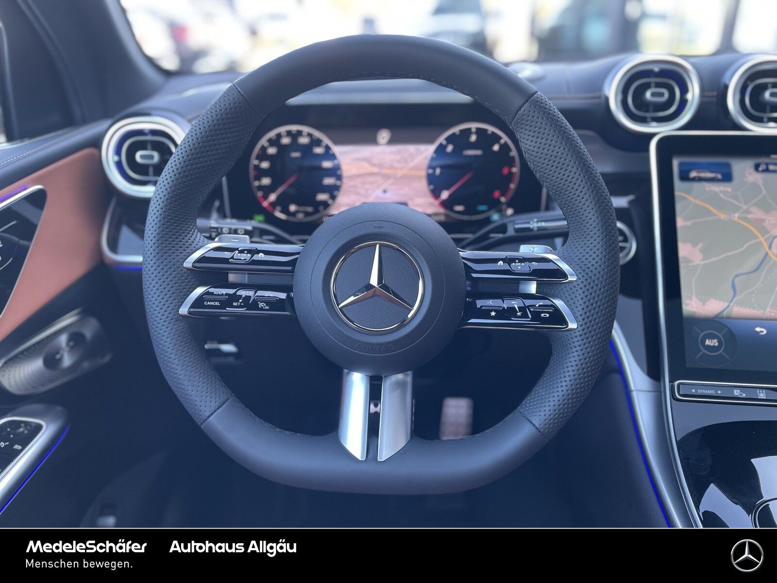 Mercedes-Benz GLC 300 d 4M AMG Night Dist DigLi AHK Standh HuD