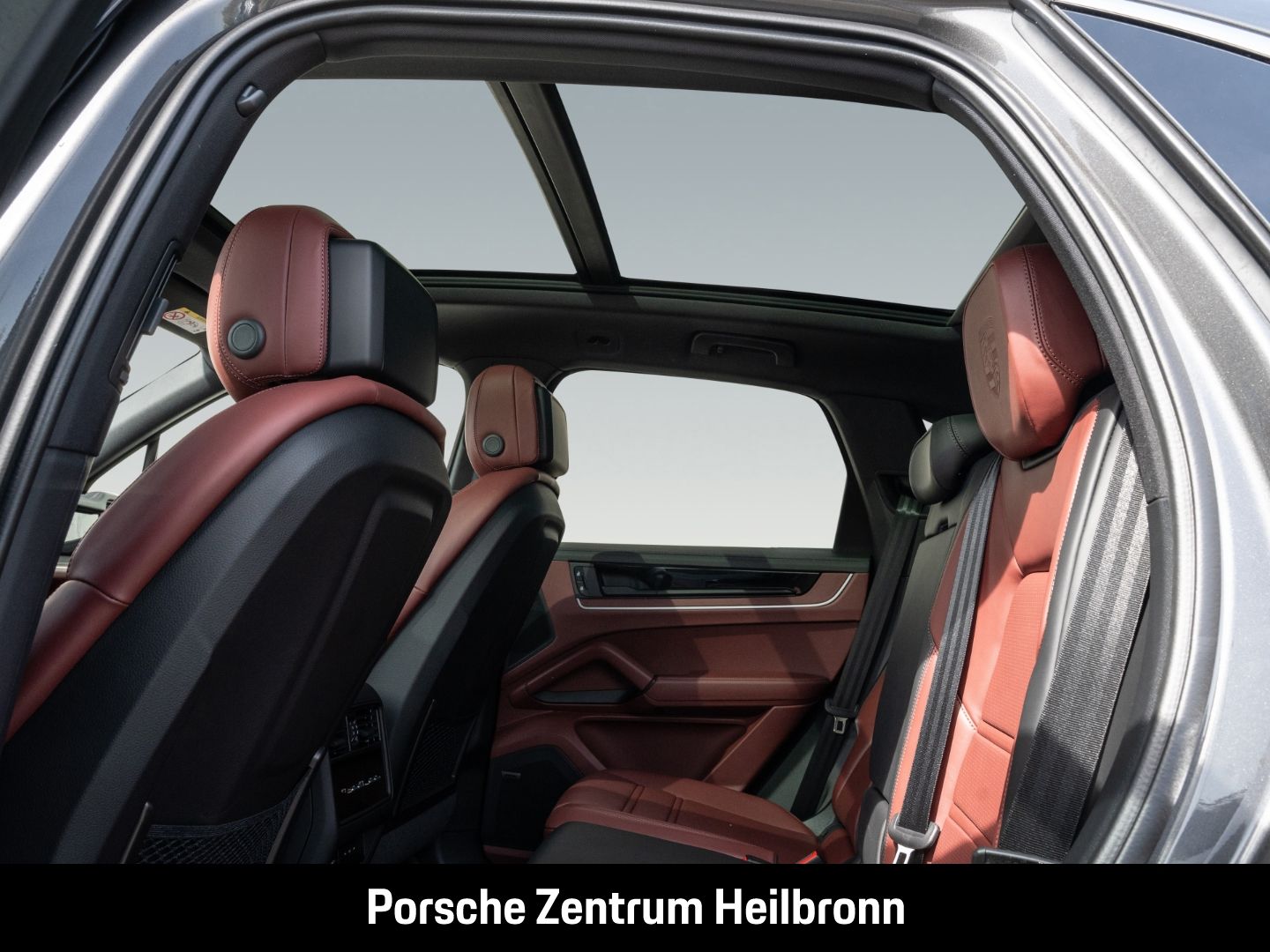 Porsche Cayenne E-Hybrid BOSE LED-Matrix Panoramadach