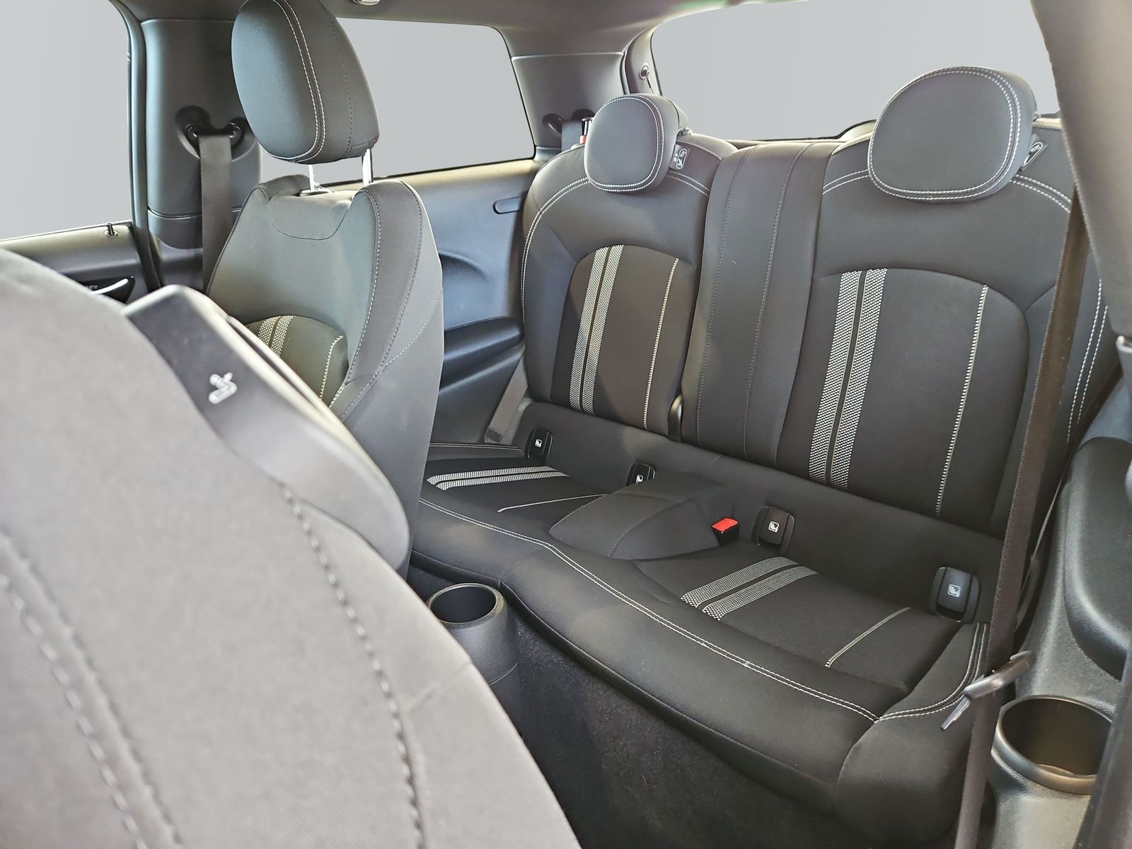 MINI Cooper SE Hatch - Samsaru's Car Outlet