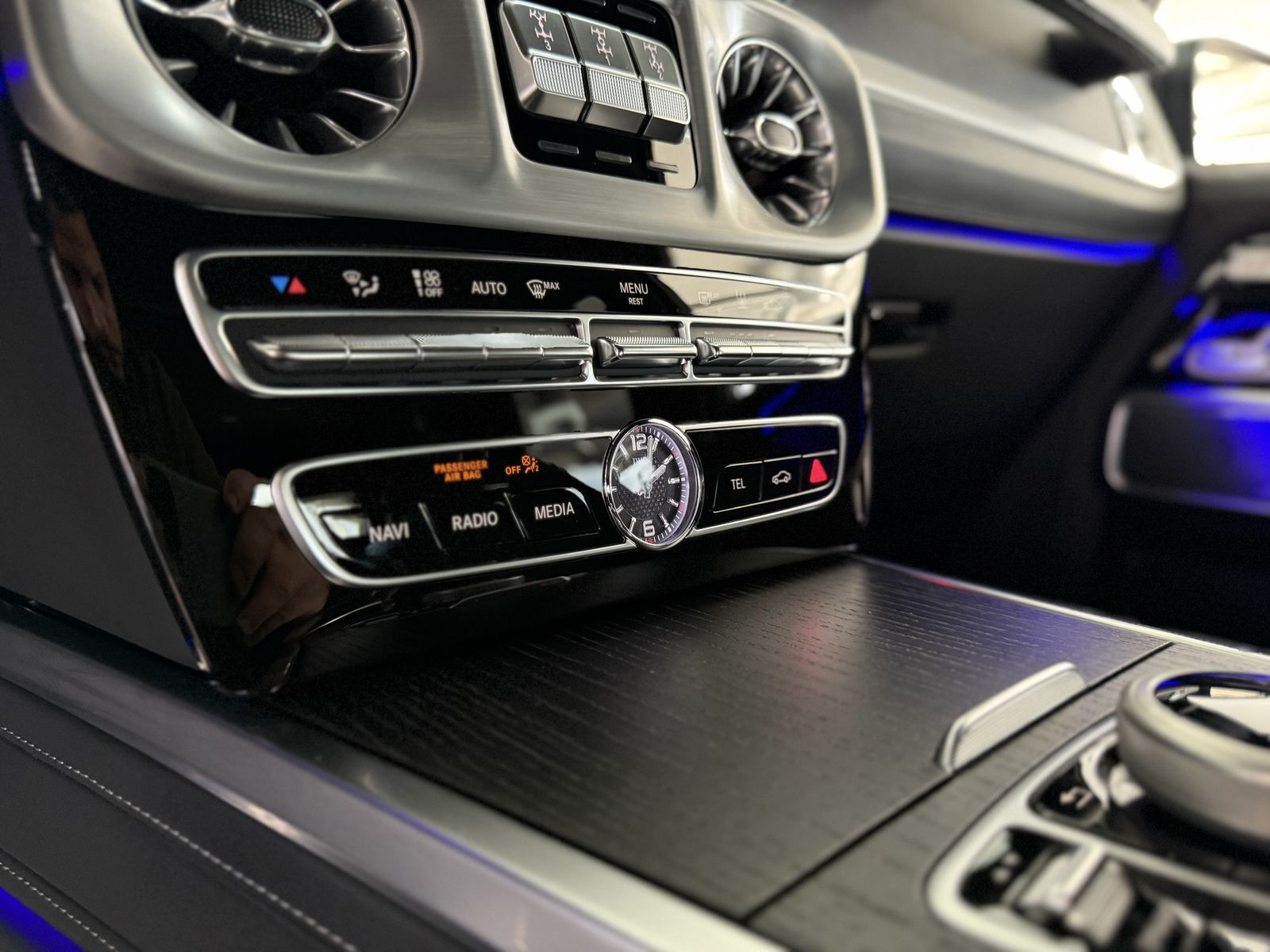Mercedes-Benz G 63 AMG - Samsaru's Car Outlet