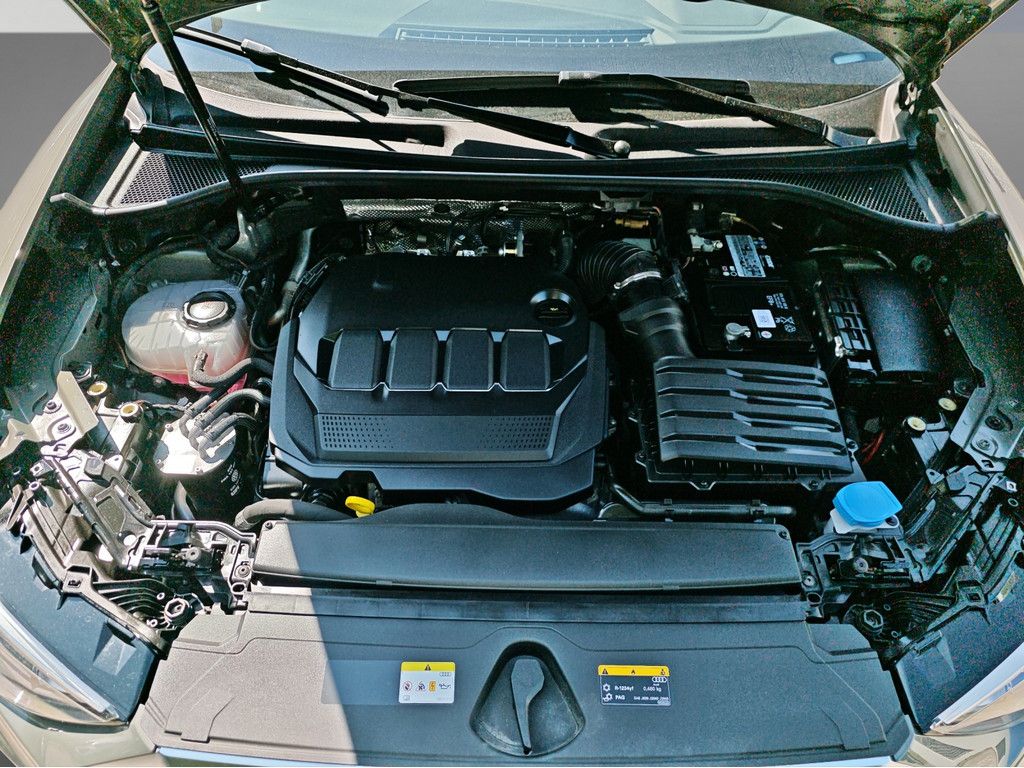 Audi Q3 35 2.0 TDI quattro S-tronic - Samsaru's Car Outlet