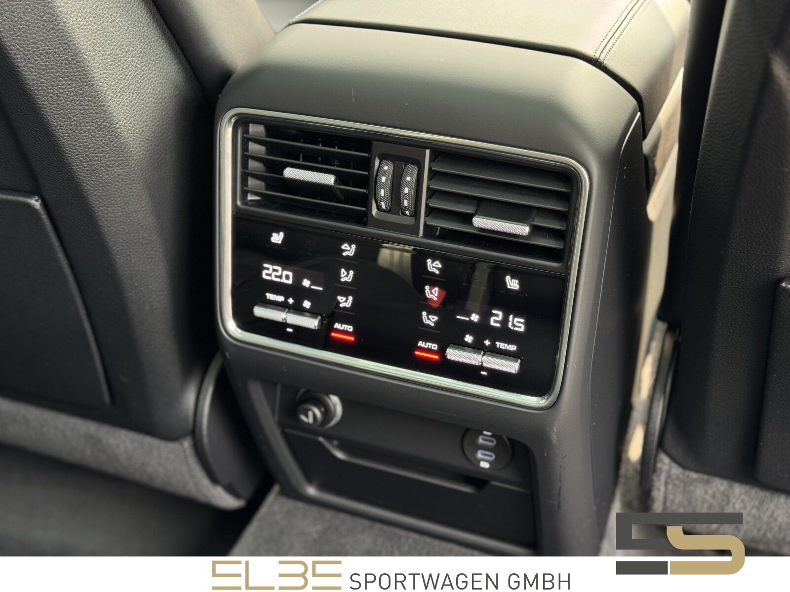 Porsche Cayenne GTS MATRIX PANO LUFT E-AHK BOSE 360° HUD