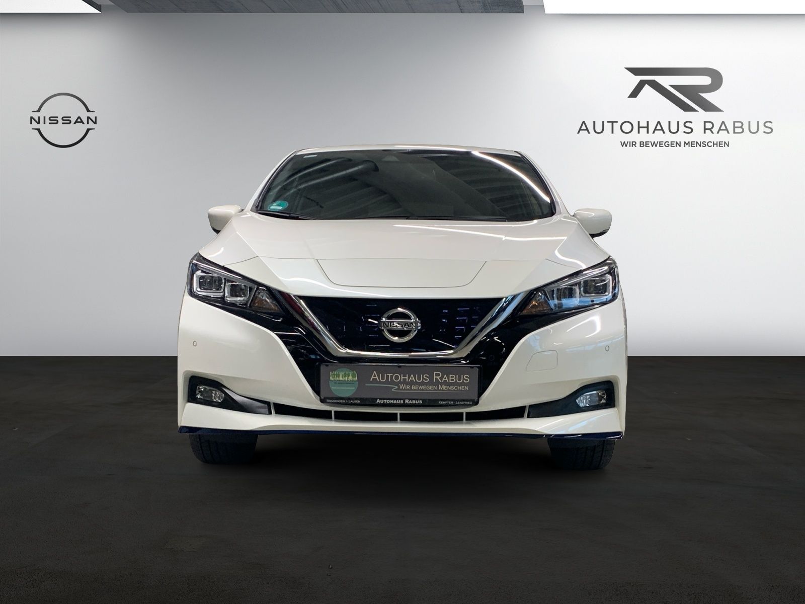 Nissan Leaf 62 kWh e+ Tekna - Samsaru's Car Outlet