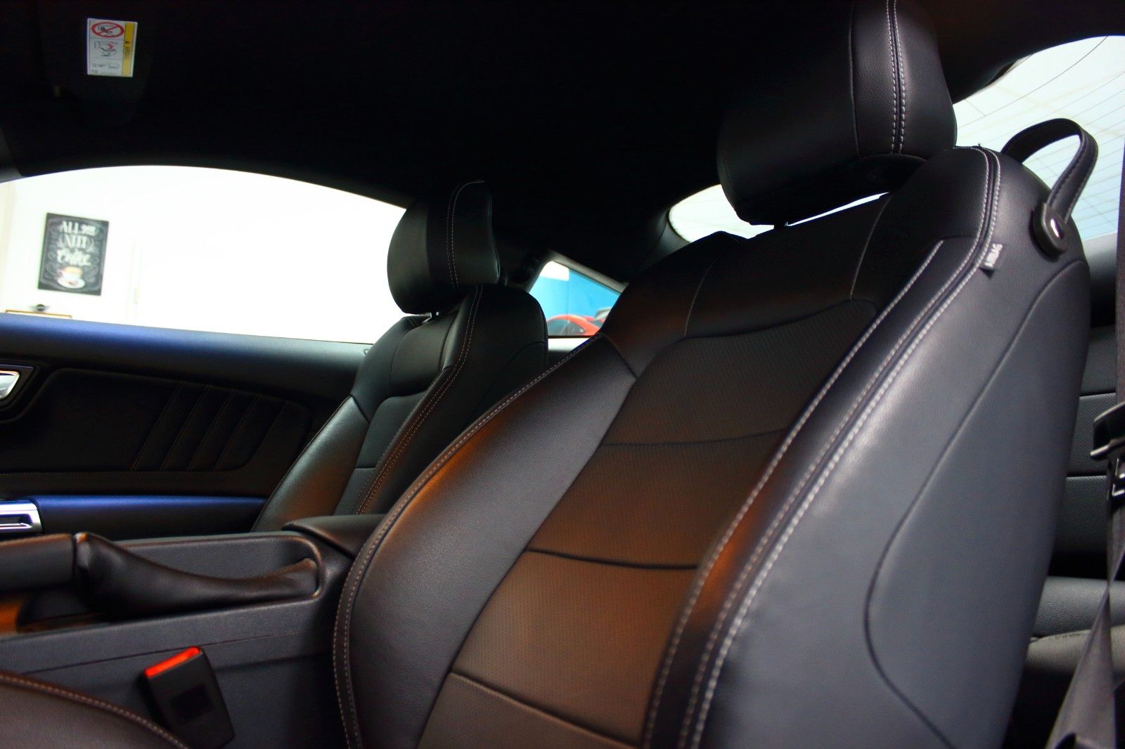 Ford Mustang 5.0 V8 GT 10G~DEUTSCH+UNFALLFREI+WIE NEU