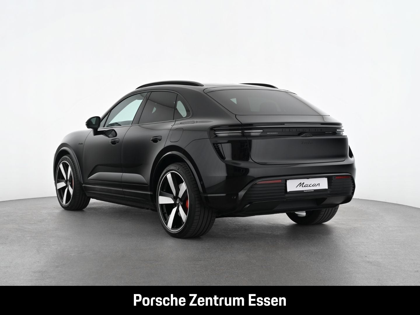 Porsche Macan Turbo S - Samsaru's Car Outlet