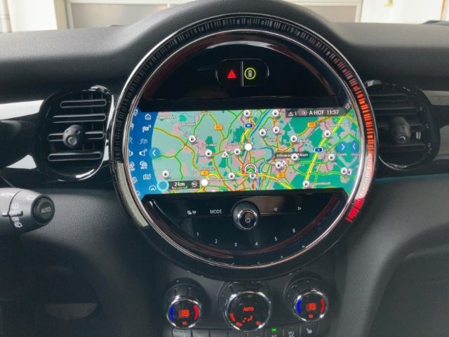 MINI Cooper PremiumPak - Samsaru's Car Outlet