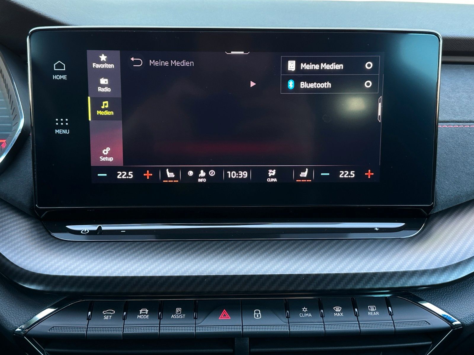 Skoda Octavia Combi RS 2.0TSi DSG - Samsaru's Car Outlet