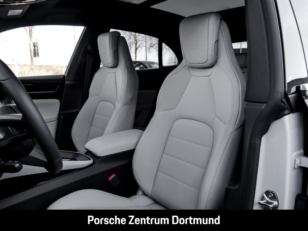 Porsche Macan 4 - Samsaru's Car Outlet