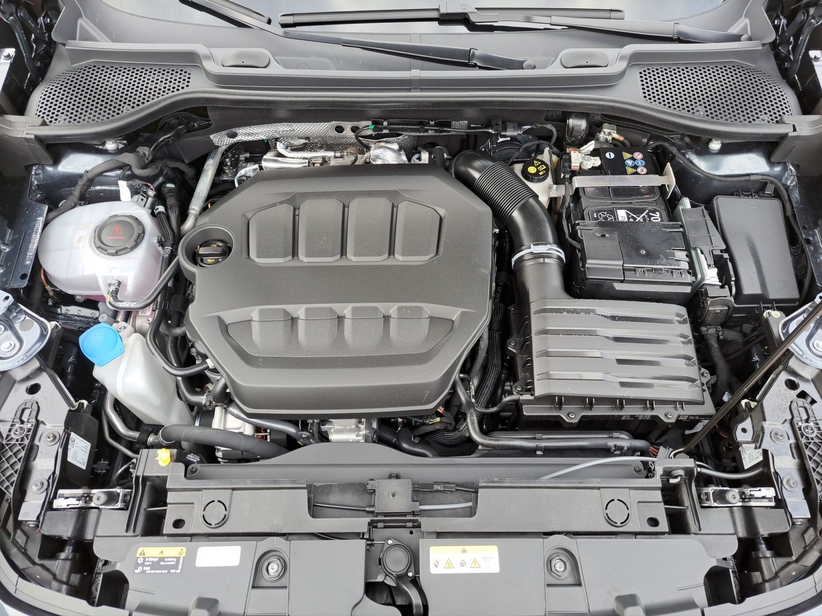 Cupra Formentor VZ 2.0 TSI 333 MATRIX*360°*PANO*AHK*SE