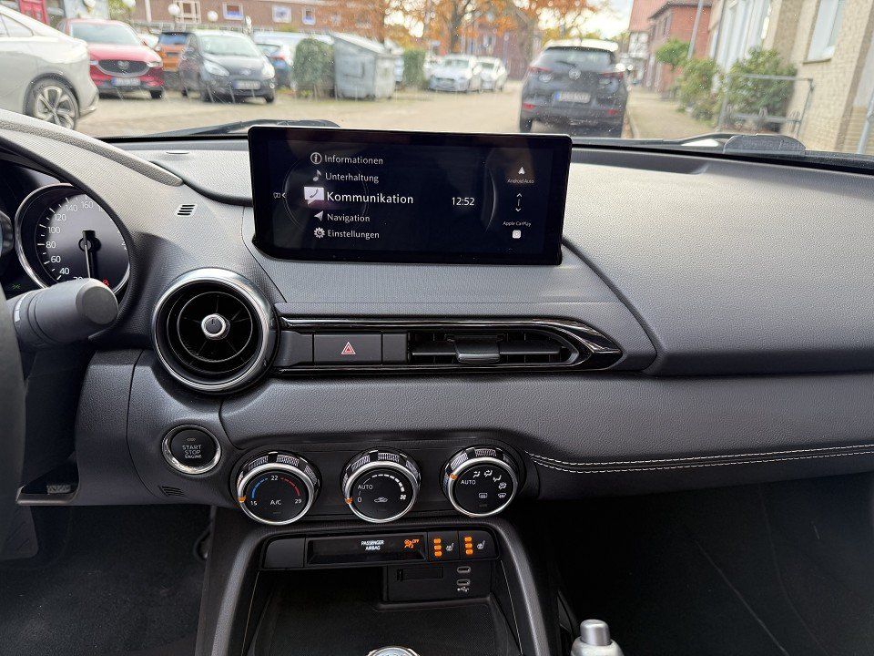 Mazda MX-5 2.0 HOMURA Recaro Bilstein Brembo BOSE Matr