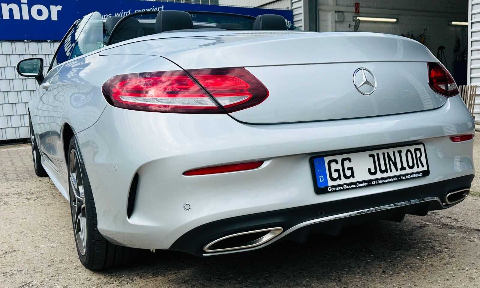 Mercedes-Benz C 200 AMG Line - Samsaru's Car Outlet