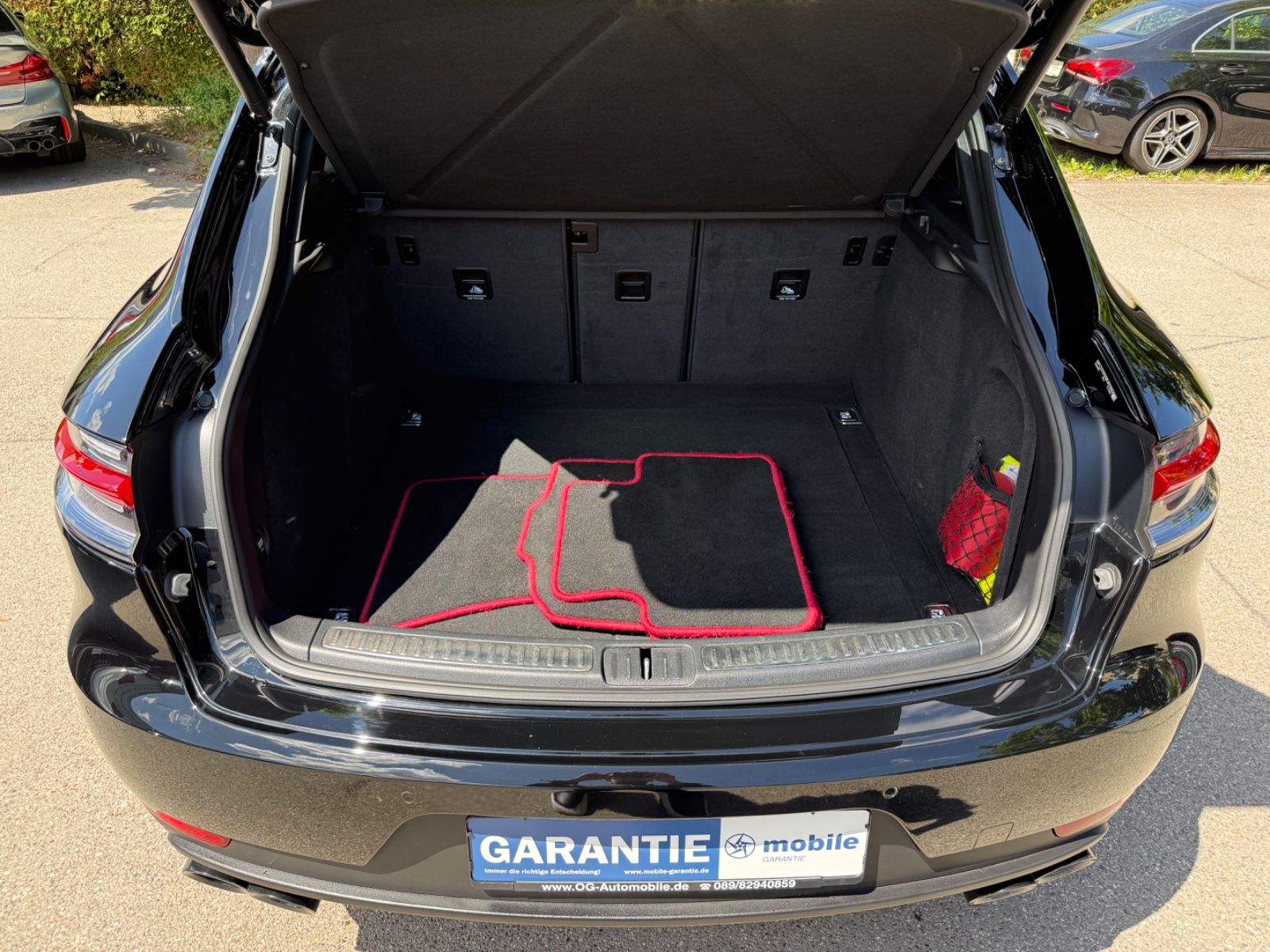 Porsche Macan S - Samsaru's Car Outlet
