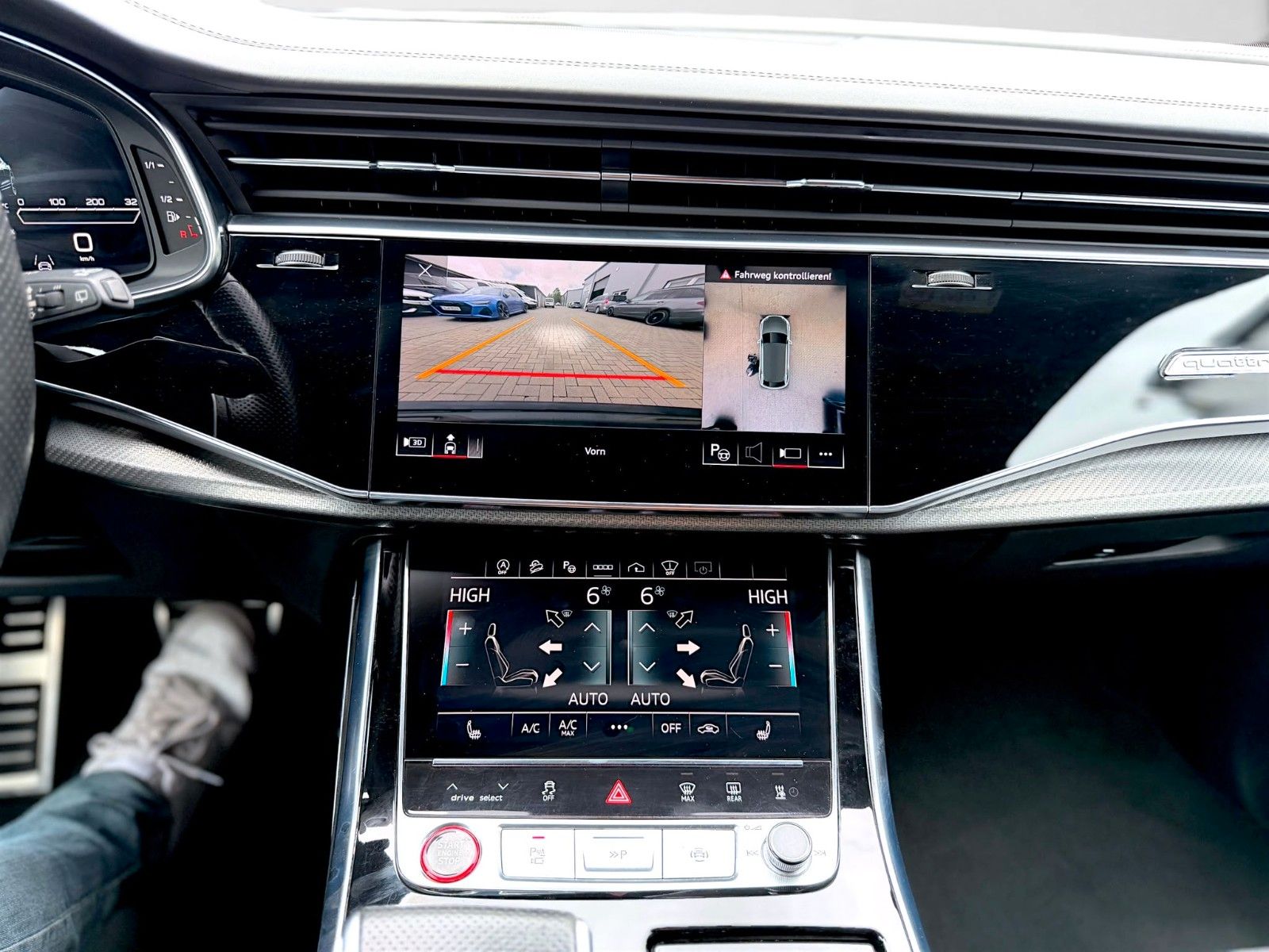 Audi RSQ8 4.0 TFSI /HEAD UP/STANDH./360°-KA./LUFT/ACC