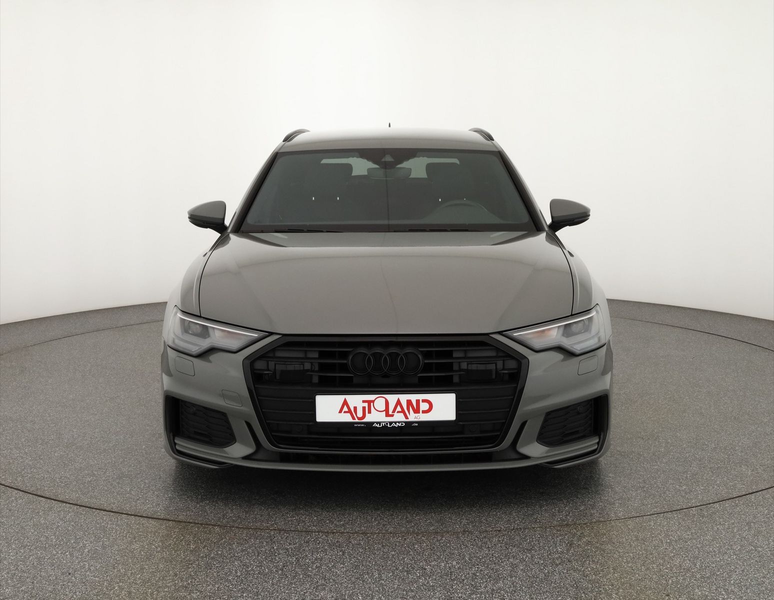 Audi A6 Avant 45 TFSI S-line - Samsaru's Car Outlet