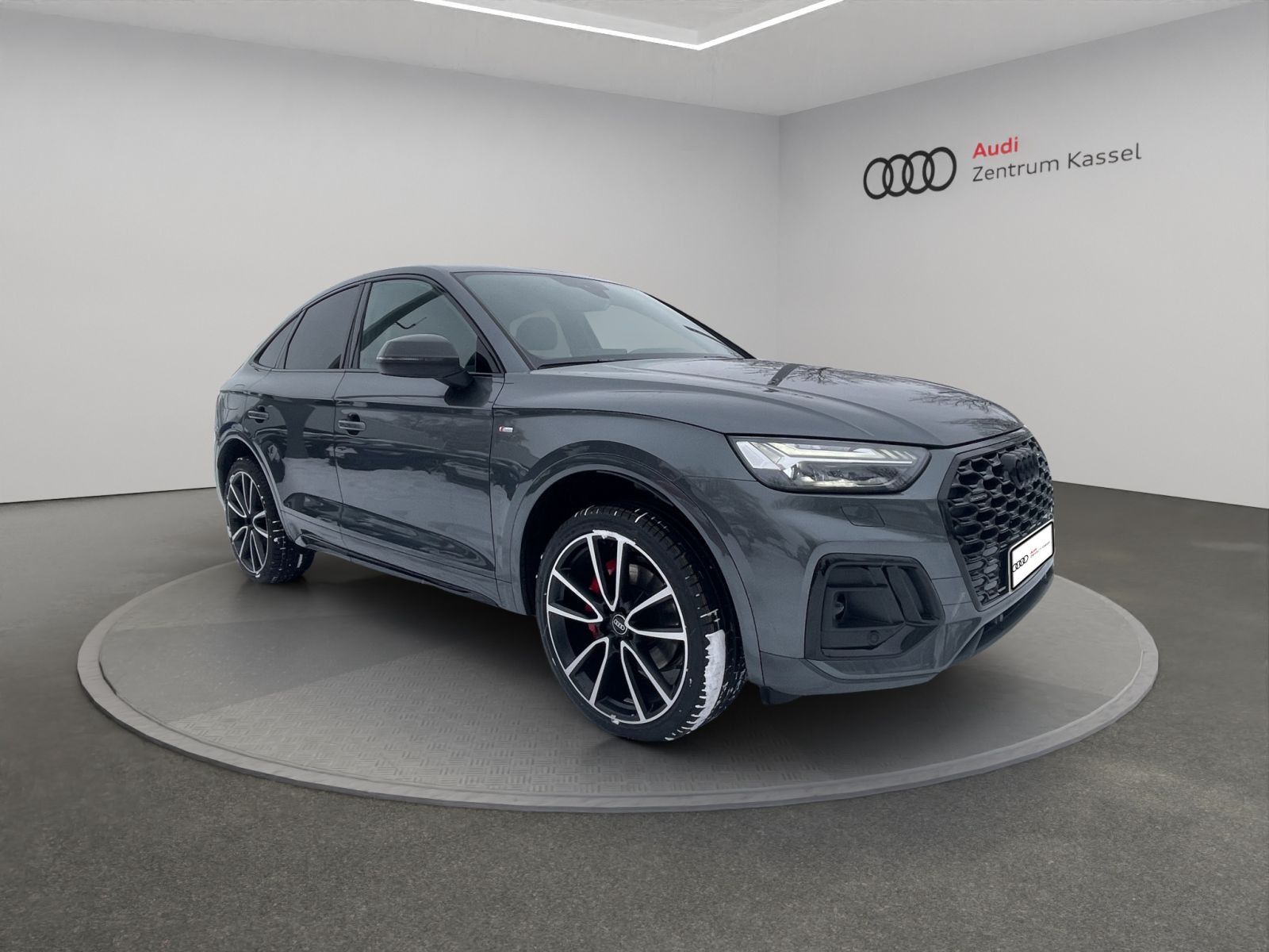 Audi Q5 SB 40 TDI qu. S line Matrix B&O Pano Kamera