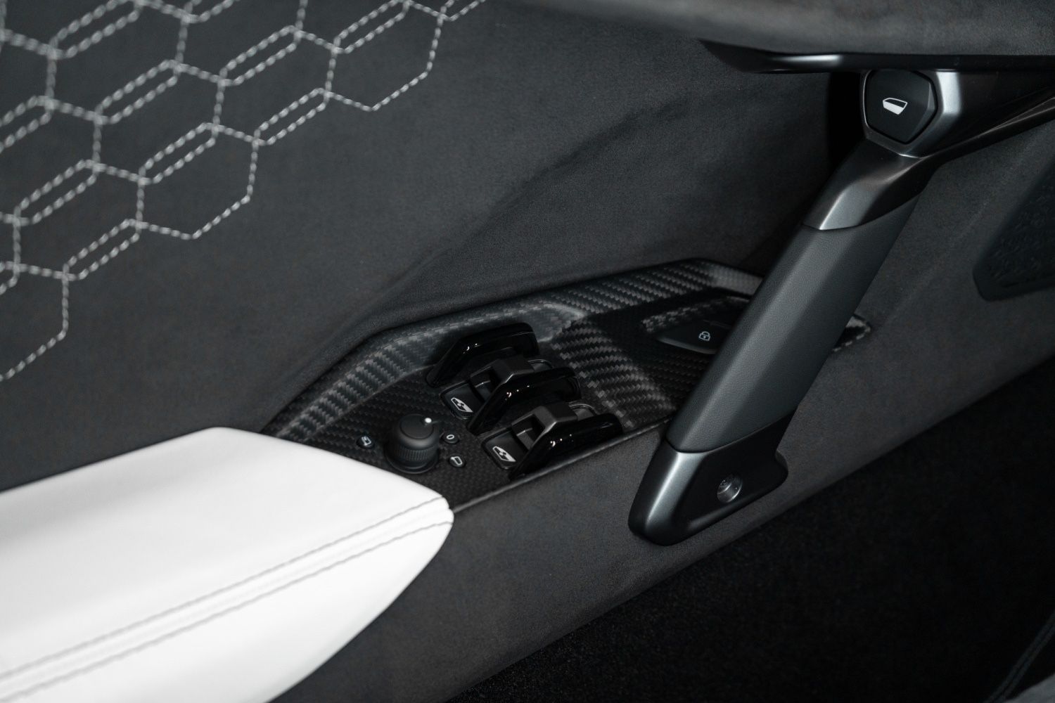 Lamborghini Revuelto°CARBON°CERAMIC°HIGH ASSIST°GARANTIE°