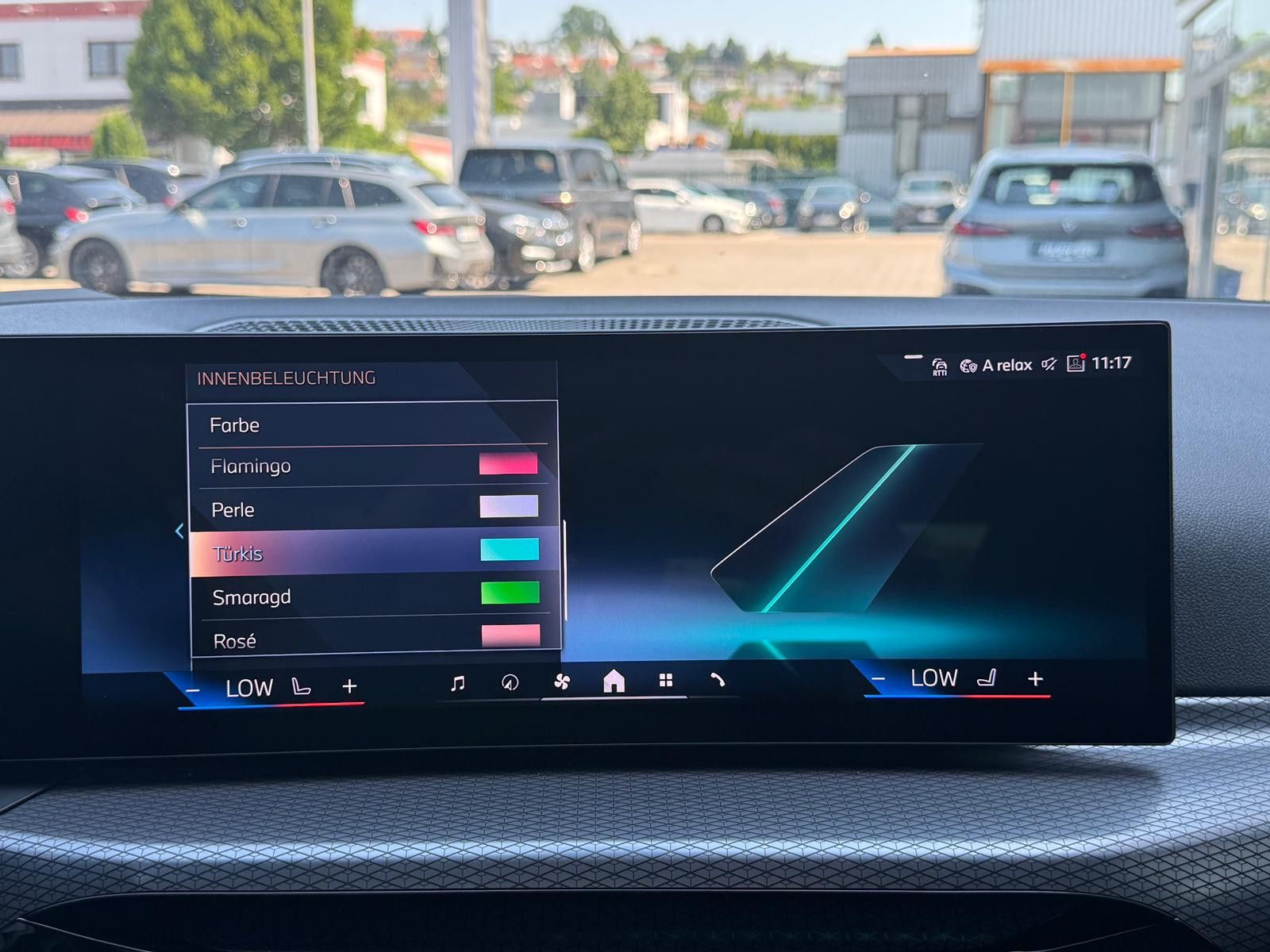 BMW 320 i Tour M Sportp. AHK°ACC°HeadUp+HIFI°-Ad.LED