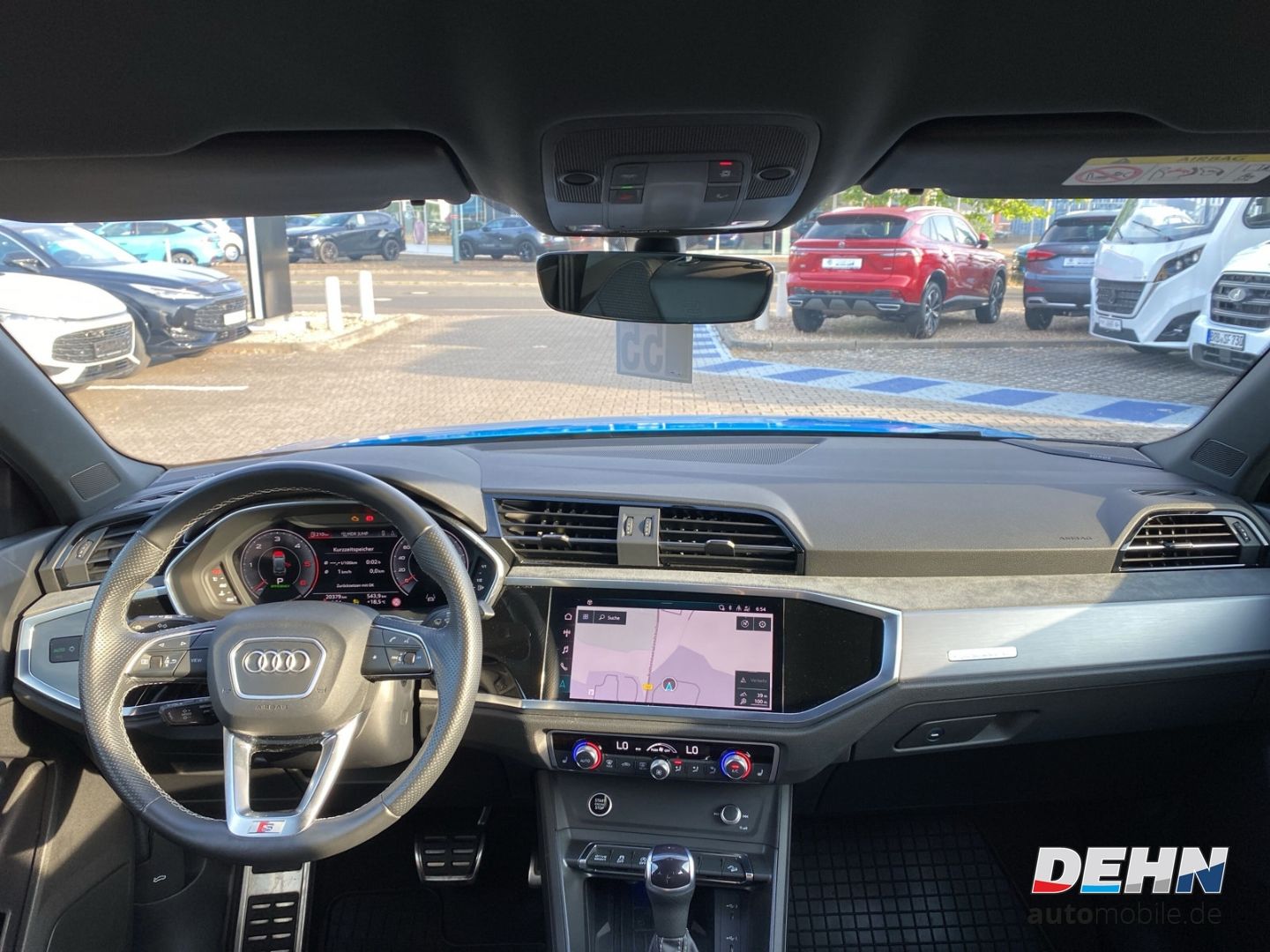 Audi Q3 2.0 TDI quattro S-Line - Samsaru's Car Outlet