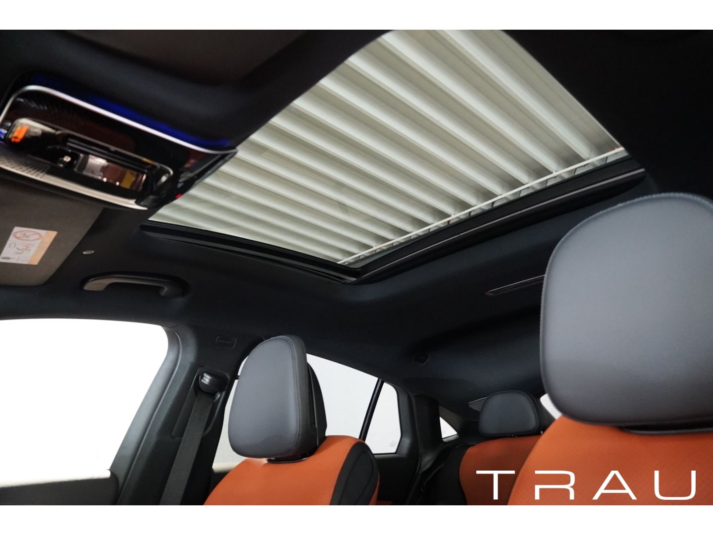 Mercedes-Benz GLC 300 d AMG Coupe Pano Luft HUD AHK Alllenkung