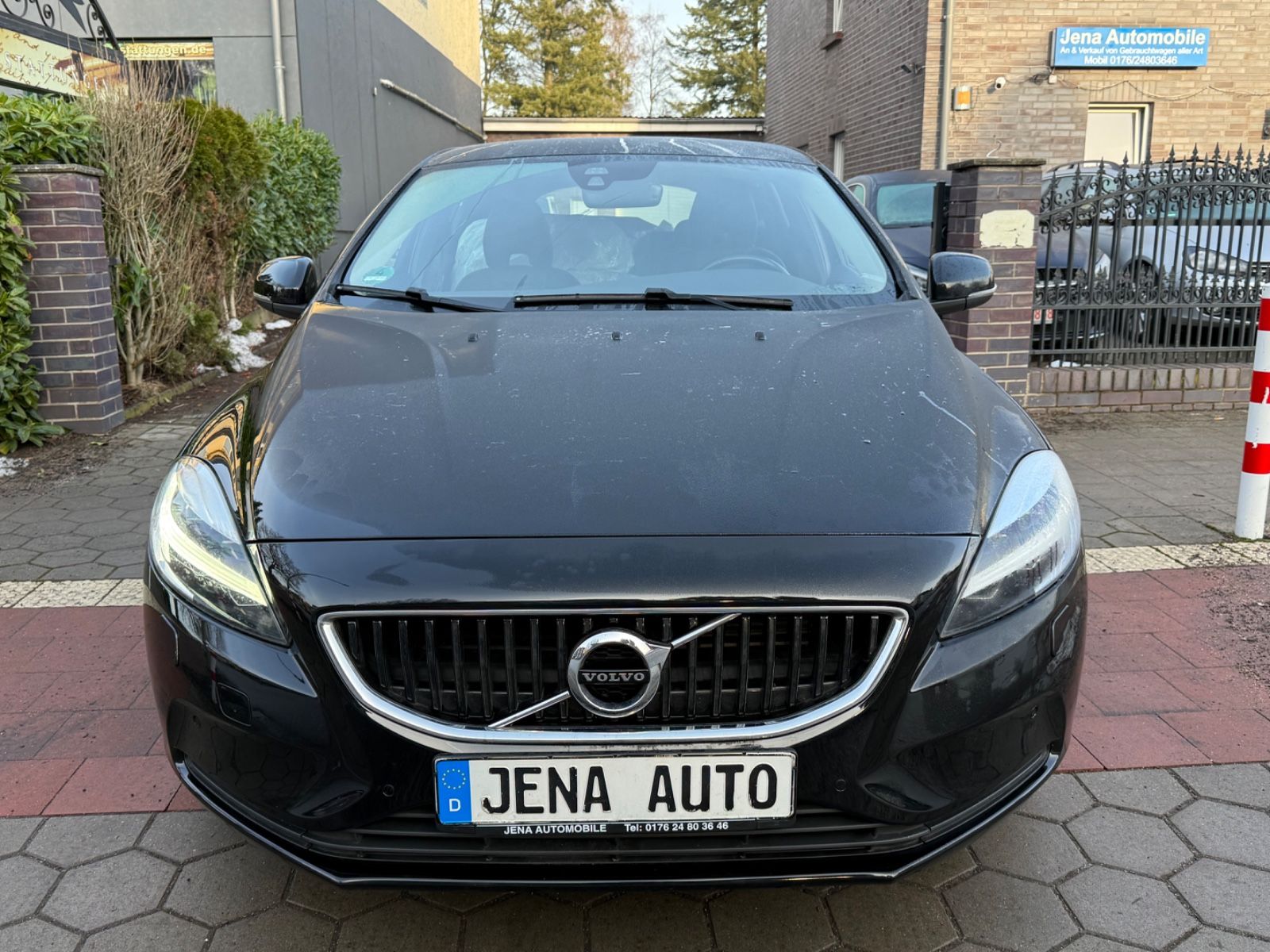 Volvo V40 Momentum 1 Vorbesitzer R.Kamera SHZ