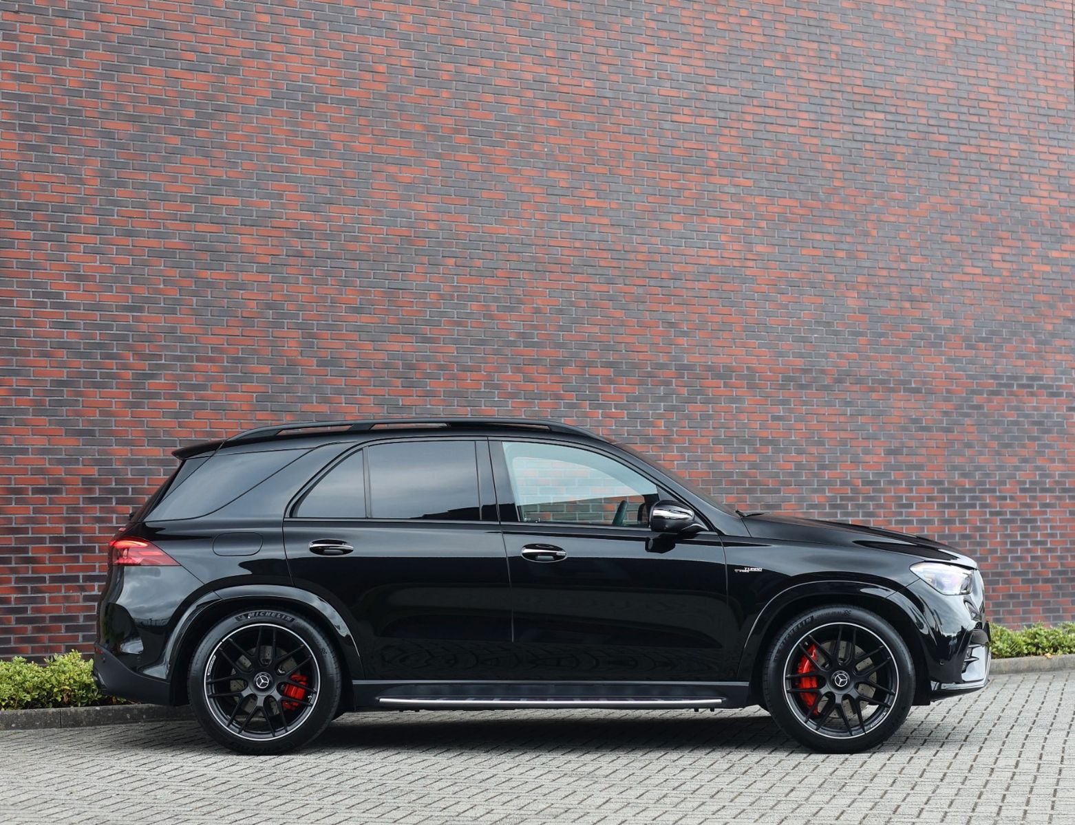 Mercedes-Benz GLE 53 AMG Hybrid | Pano - AHK - Burmester