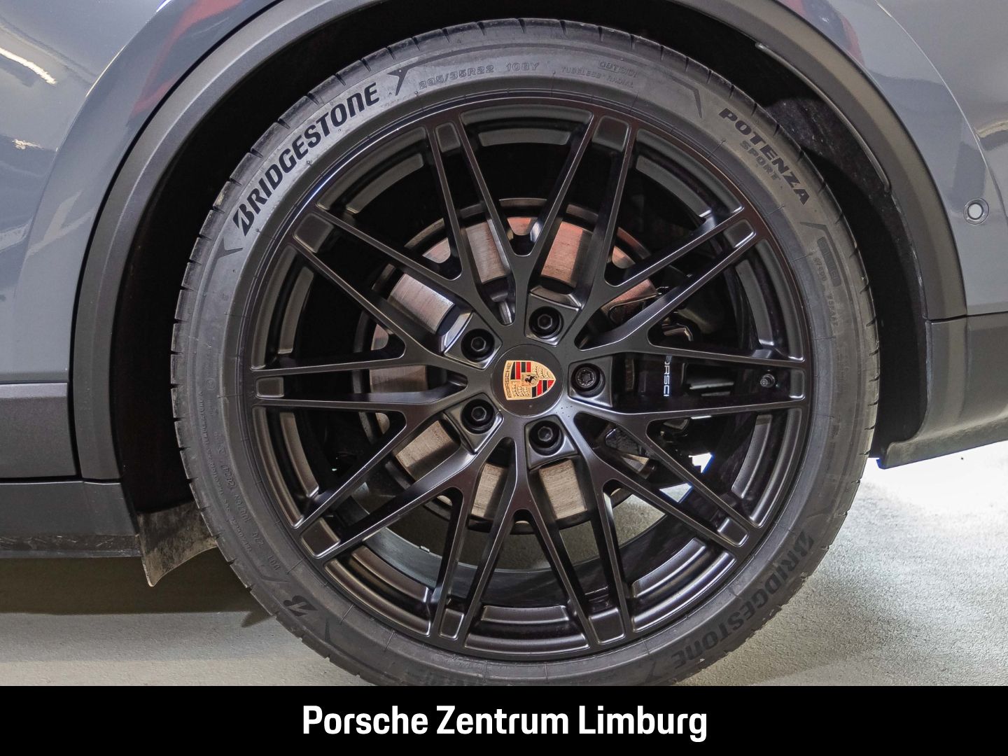 Porsche Macan 4S BOSE Luftfederung Panoramadach LED