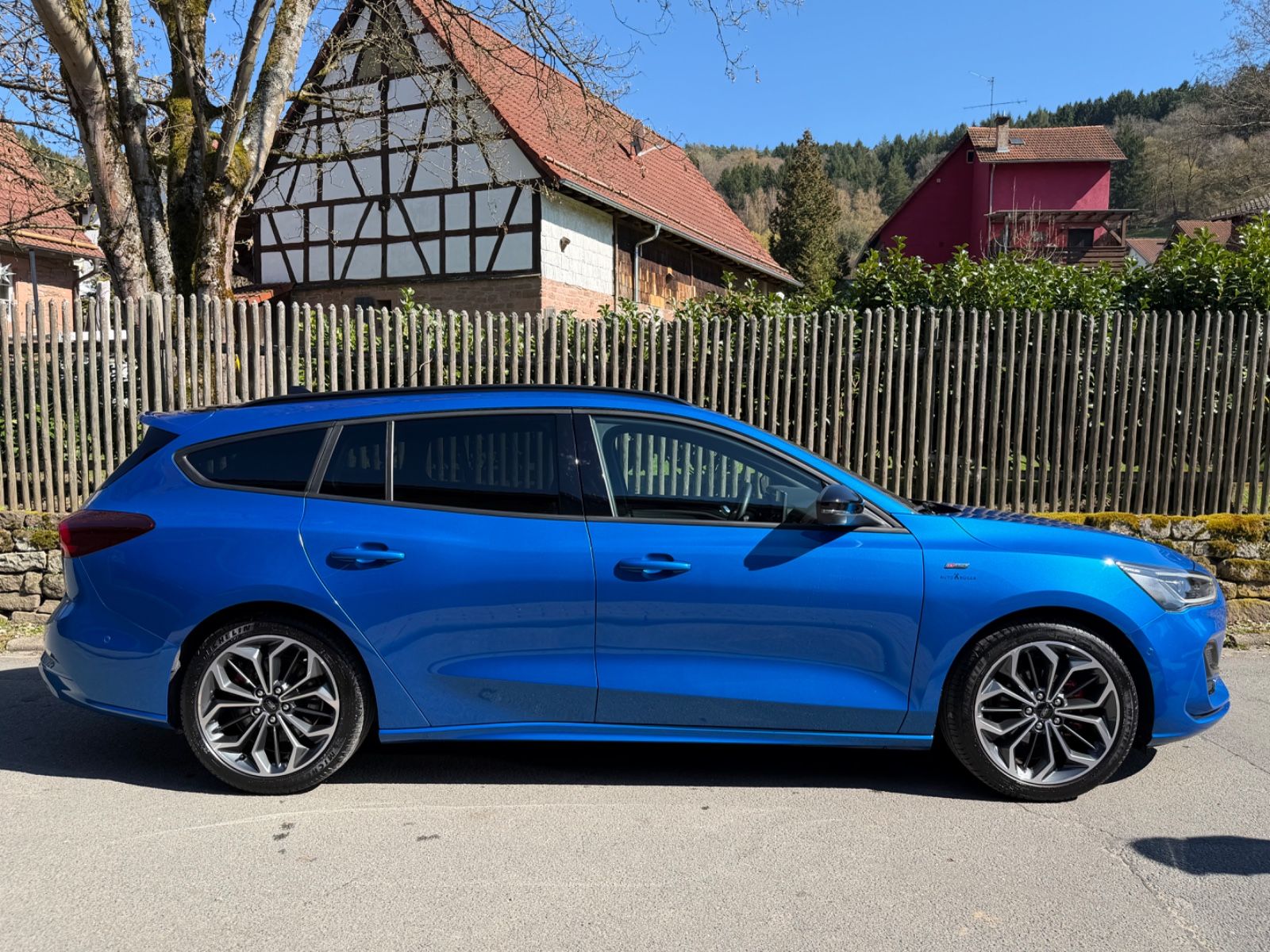 Ford Focus ST-Line X Aut.*ACC*B&O*LED-MATRIX*SHZ*