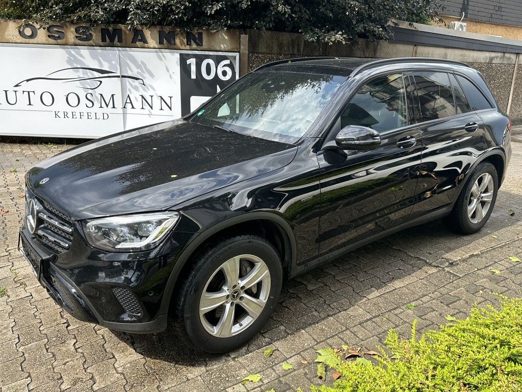 Mercedes-Benz GLC 300 e 4Matic - Samsaru's Car Outlet