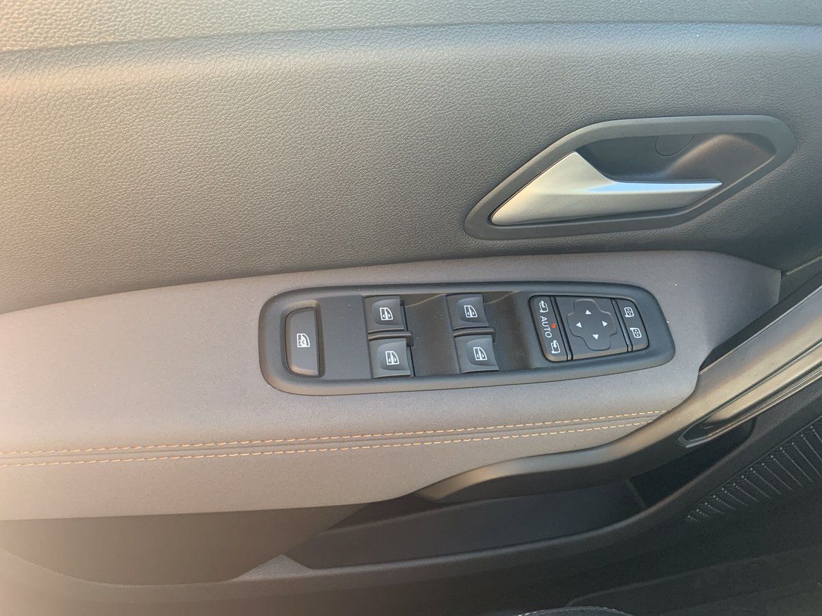 Dacia Duster Extreme TCe 150 EDC - Samsaru's Car Outlet