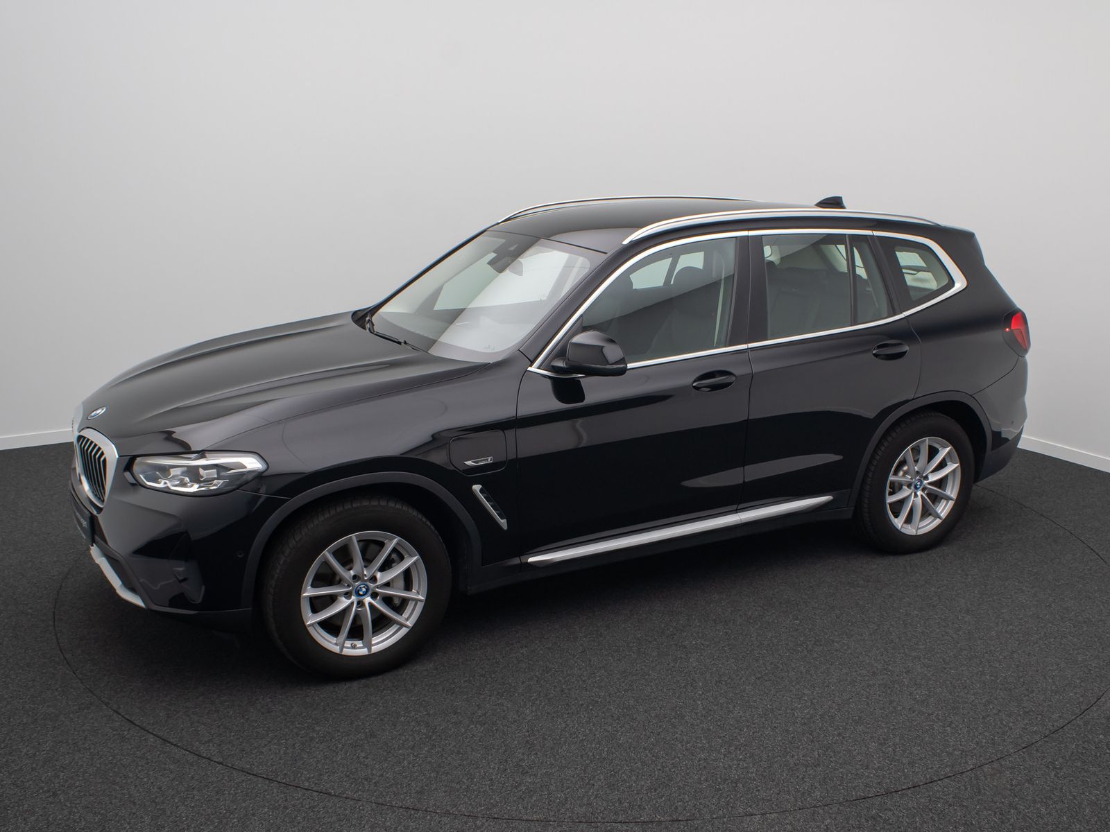 BMW X3 xD30e DriveAss DAB Kamera HiFi WLAN Sportsitz