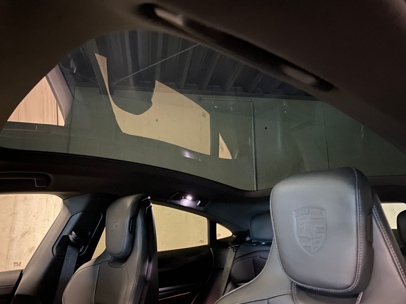 Porsche Taycan 4S | Hinterachslenkung | Panoramadach |