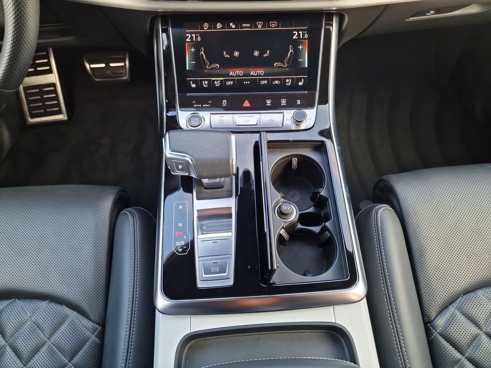 Audi Q8 50 TDI qu 3x S line HD-MATRIX Pano S-Sitz 23"