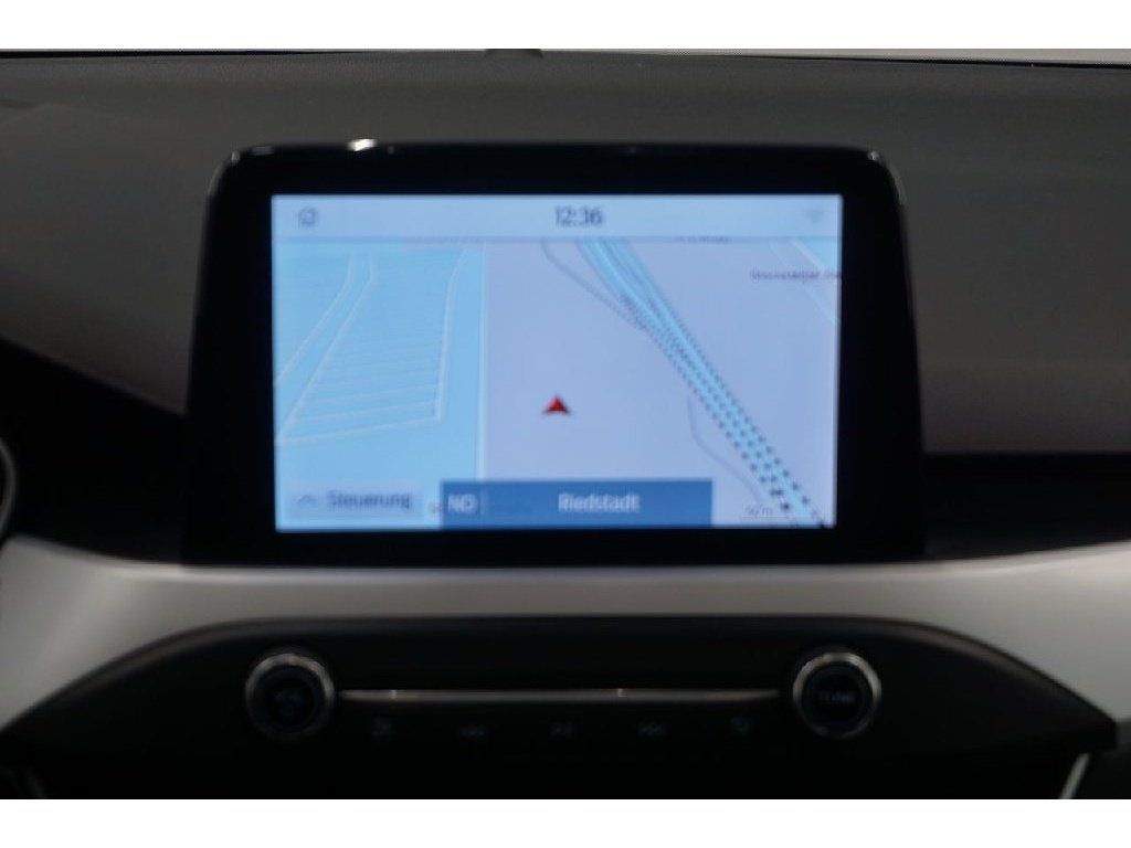 Ford Focus 2.0 EcoBlue - Samsaru's Car Outlet